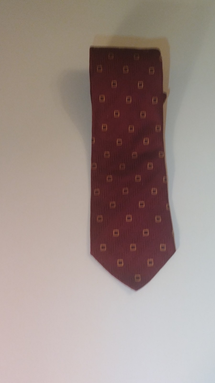 Hart Schaffner Marx Men’s Burgundy & Gold Geometric Woven Silk Tie Necktie