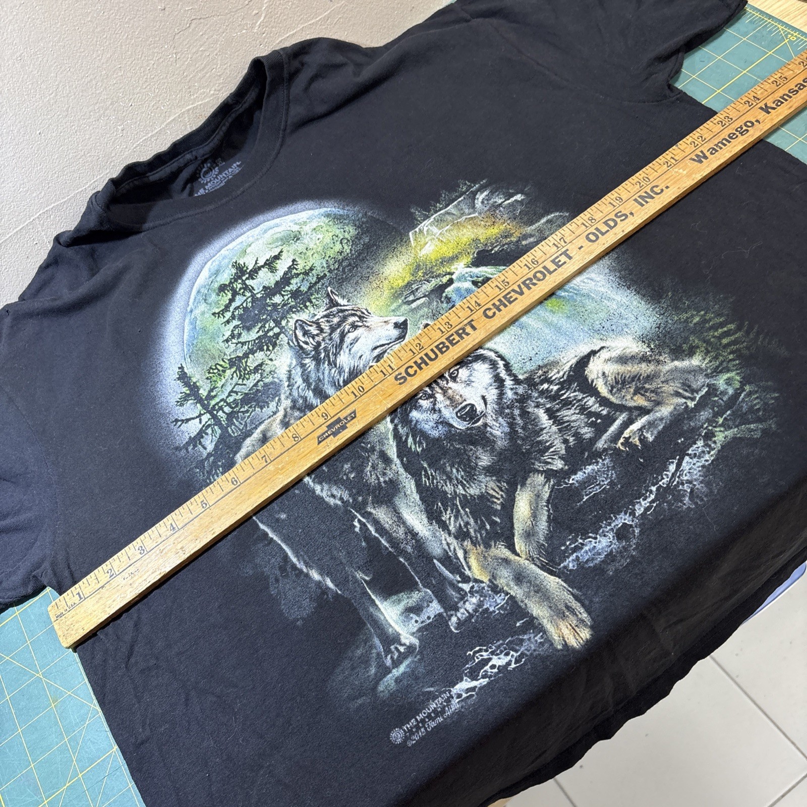 NWOT 2015 The Mountain Tami Alba Full Moon Night Wolves Black T-Shirt XL