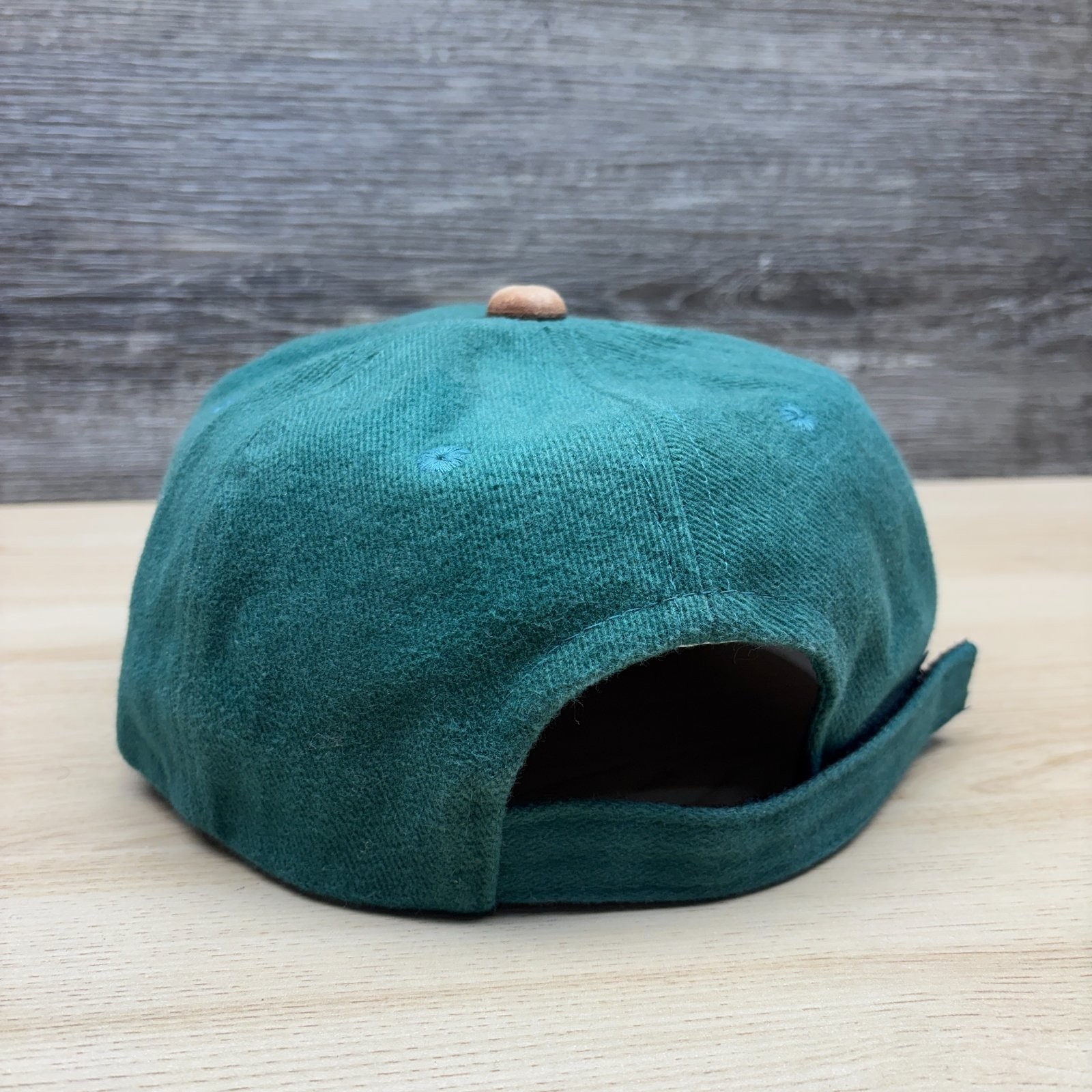 Vintage Australia Hat Cap Snap Back Green Tan Kangaroo Logo Mens