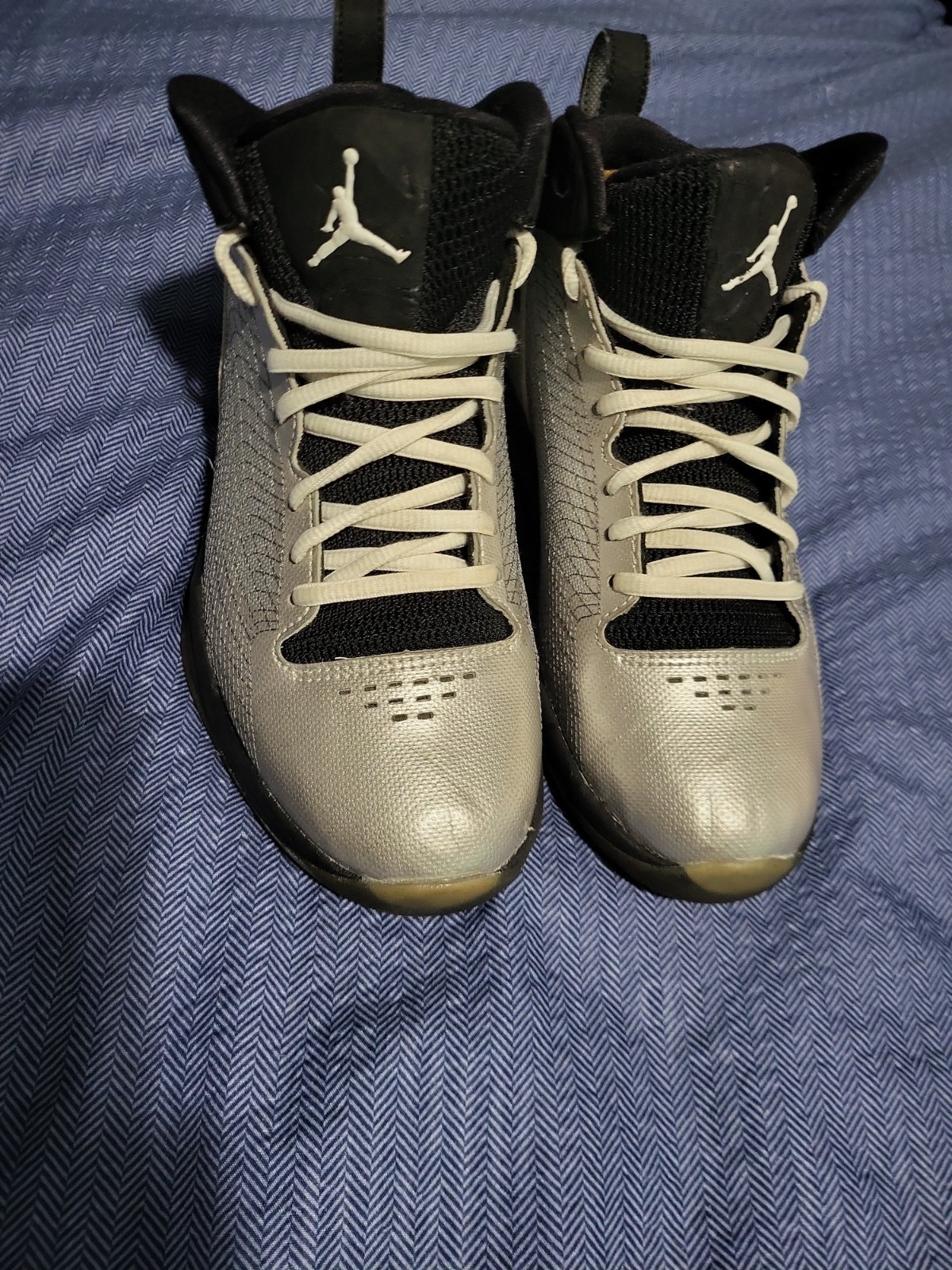 Jordan Fly 23 Youth Basketball Shoes 2011 Dwayne Wade 454094-001 Size 5