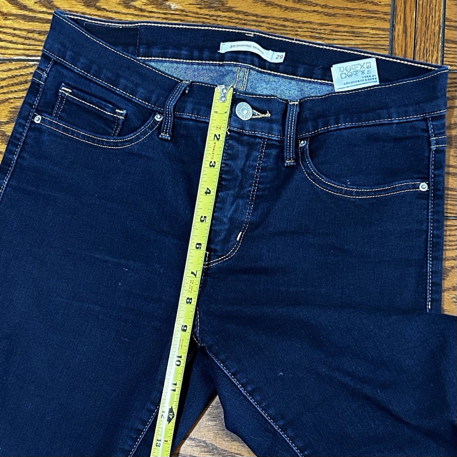 Levi’s 311 Shaping Skinny Jeans Women’s 29 Dark Wash Blue Stretch Denim Pants