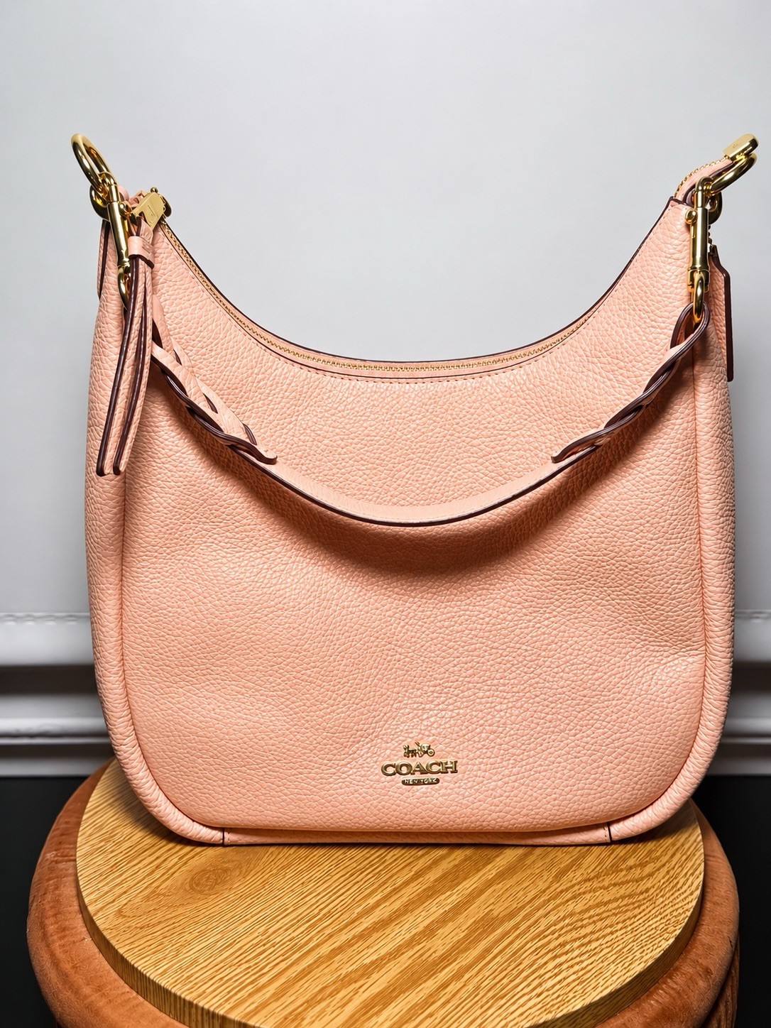 Coach Jules Hobo Bag In Faded Blush, Pebble Leather With Gold Hardware C9190
