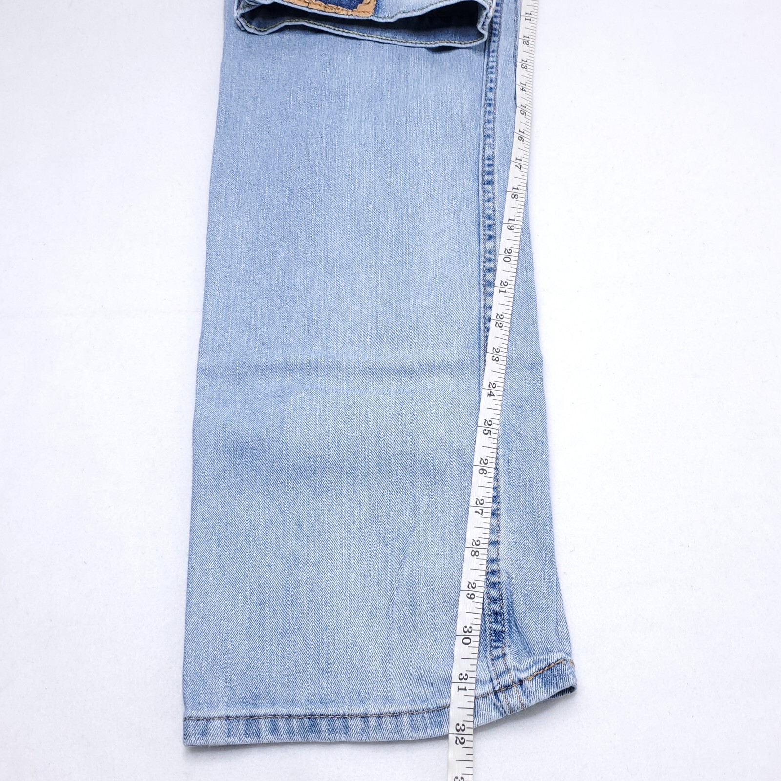 Levi’s 500 Series Regular Straight Leg Jeans Size 32×32 Light Wash Distressed