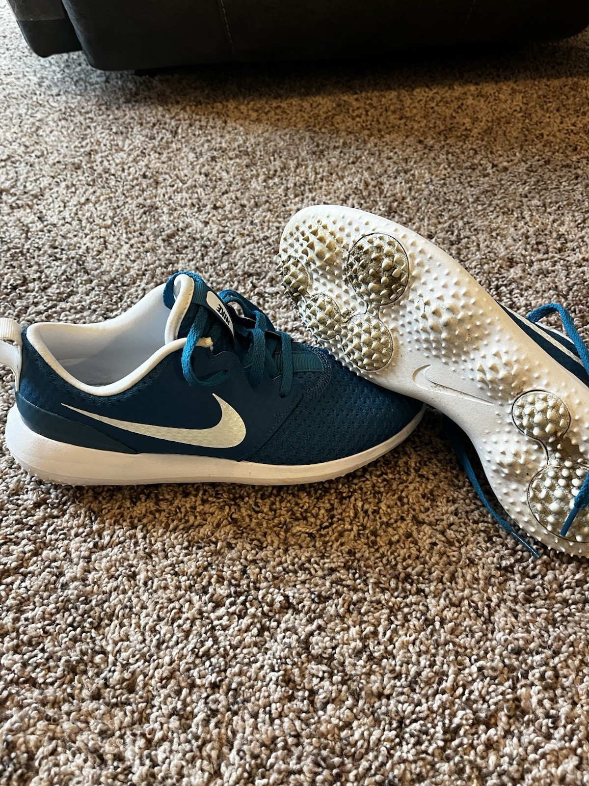 Nike youth Blue/White Golf Low Top Sneaker Lace Up Spiked Shoes