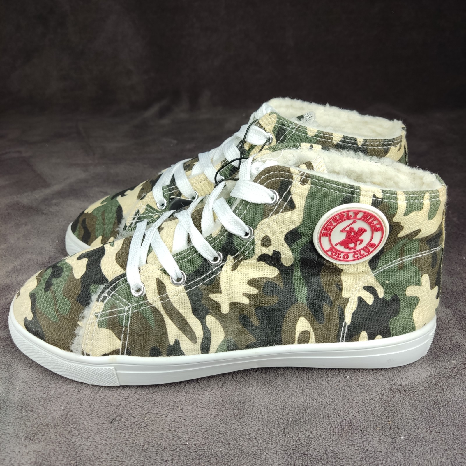 Beverly Hills Polo Club High Tops Womans Size 7 Camouflage And Sharpa Lined