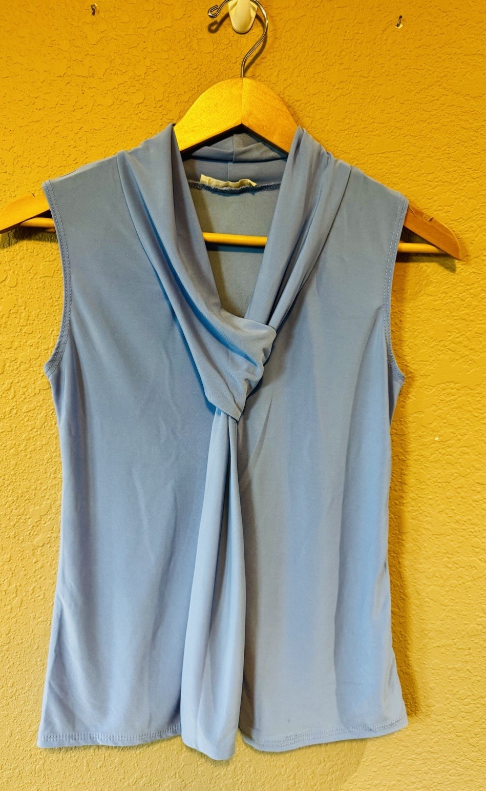 Tiffany Grey Blue Sleeveless Blouse Size 8P Faux Tie Neck Drape Cowl Office