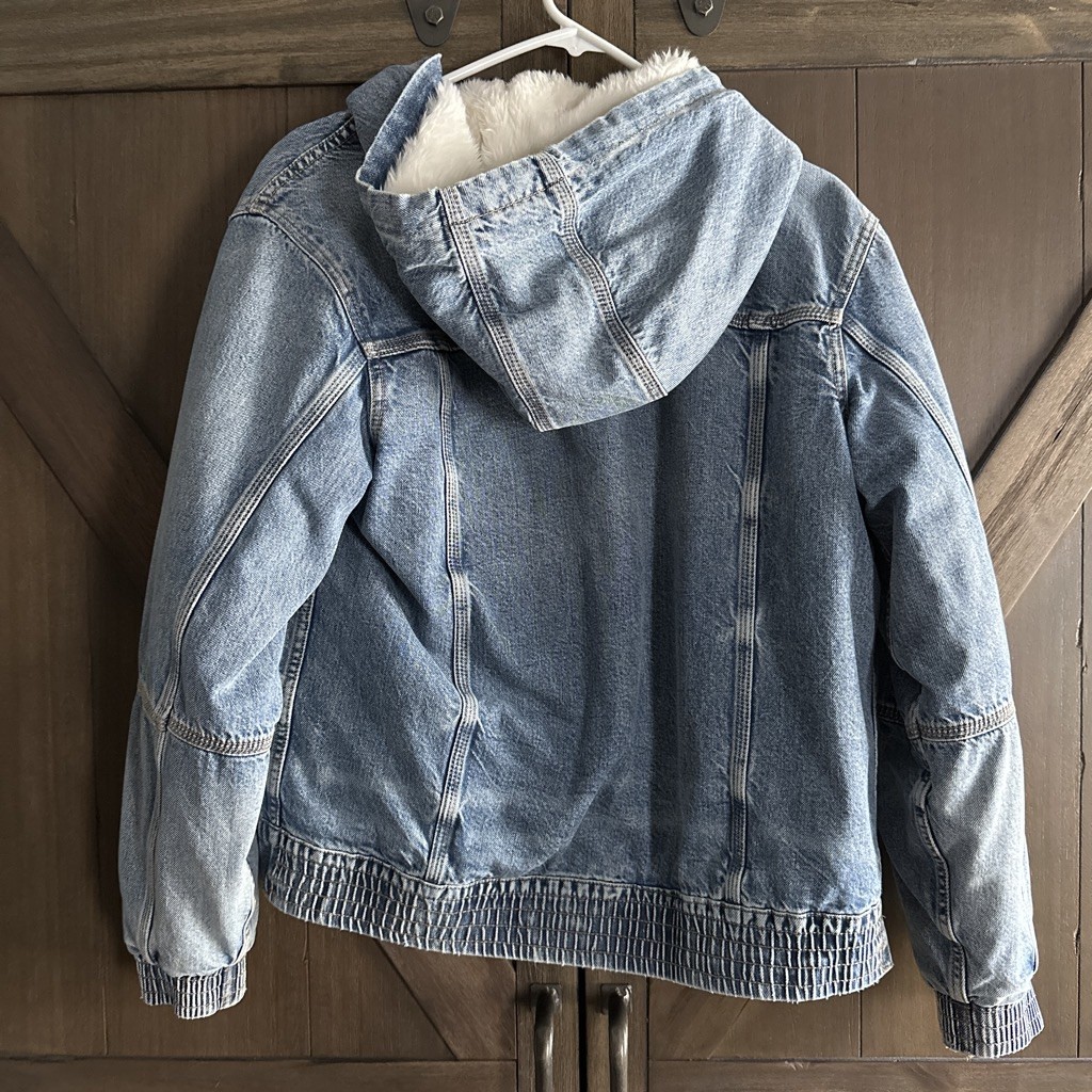 American Eagle Womens Trucker Jacket Fur Fleece Sherpa Hood Lined Denim Small