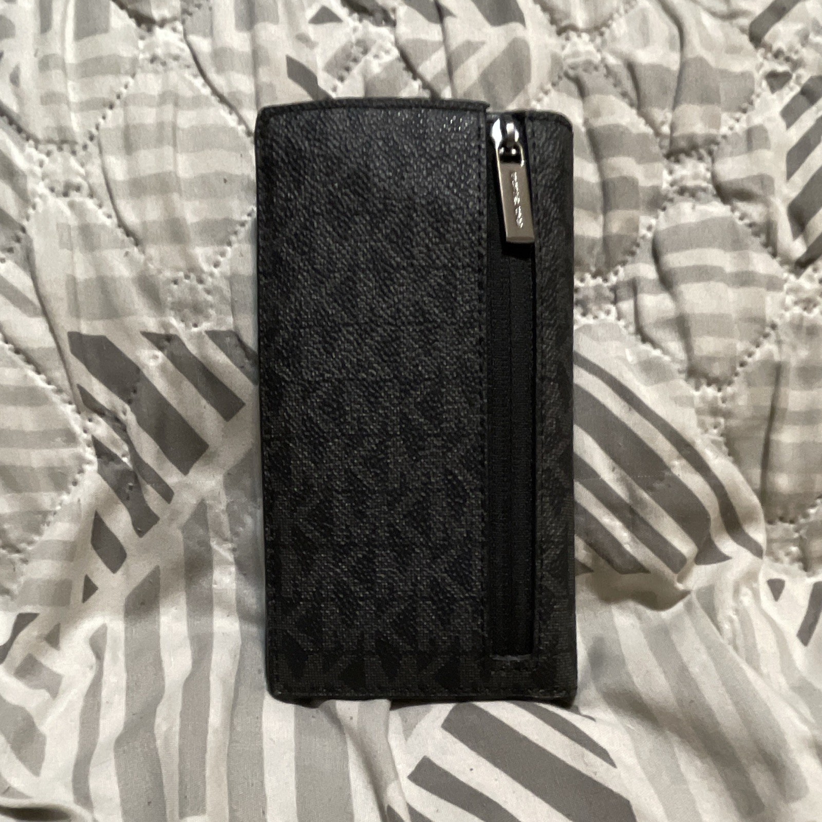 Michael Kors Black Logo Folding Bifold Wallet w/ Zip Pocket Credit Card