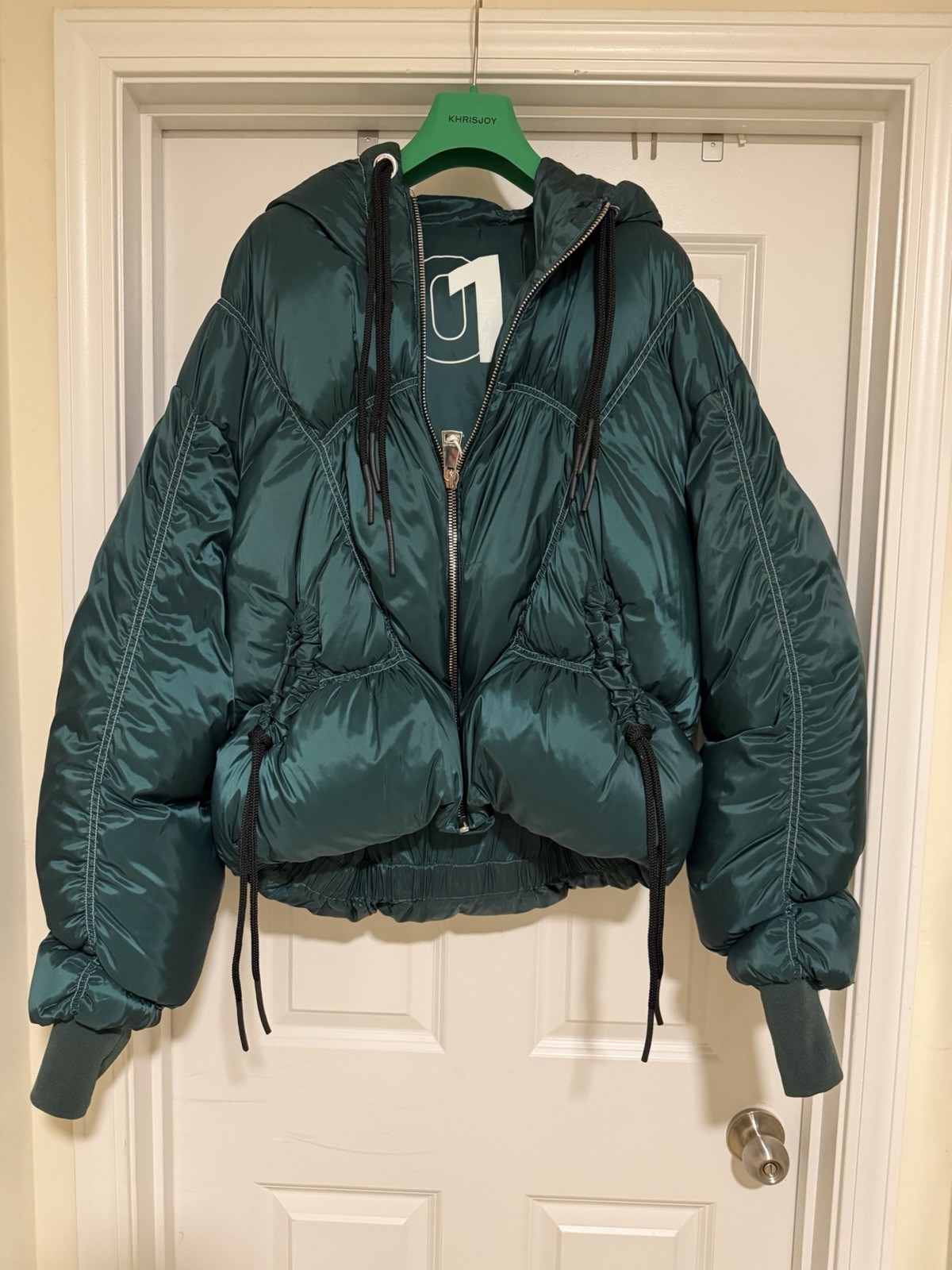 NWT Khris Joy Women’s Teal Green Puffer Jacket With Thumb holes And Hood. Sz 01