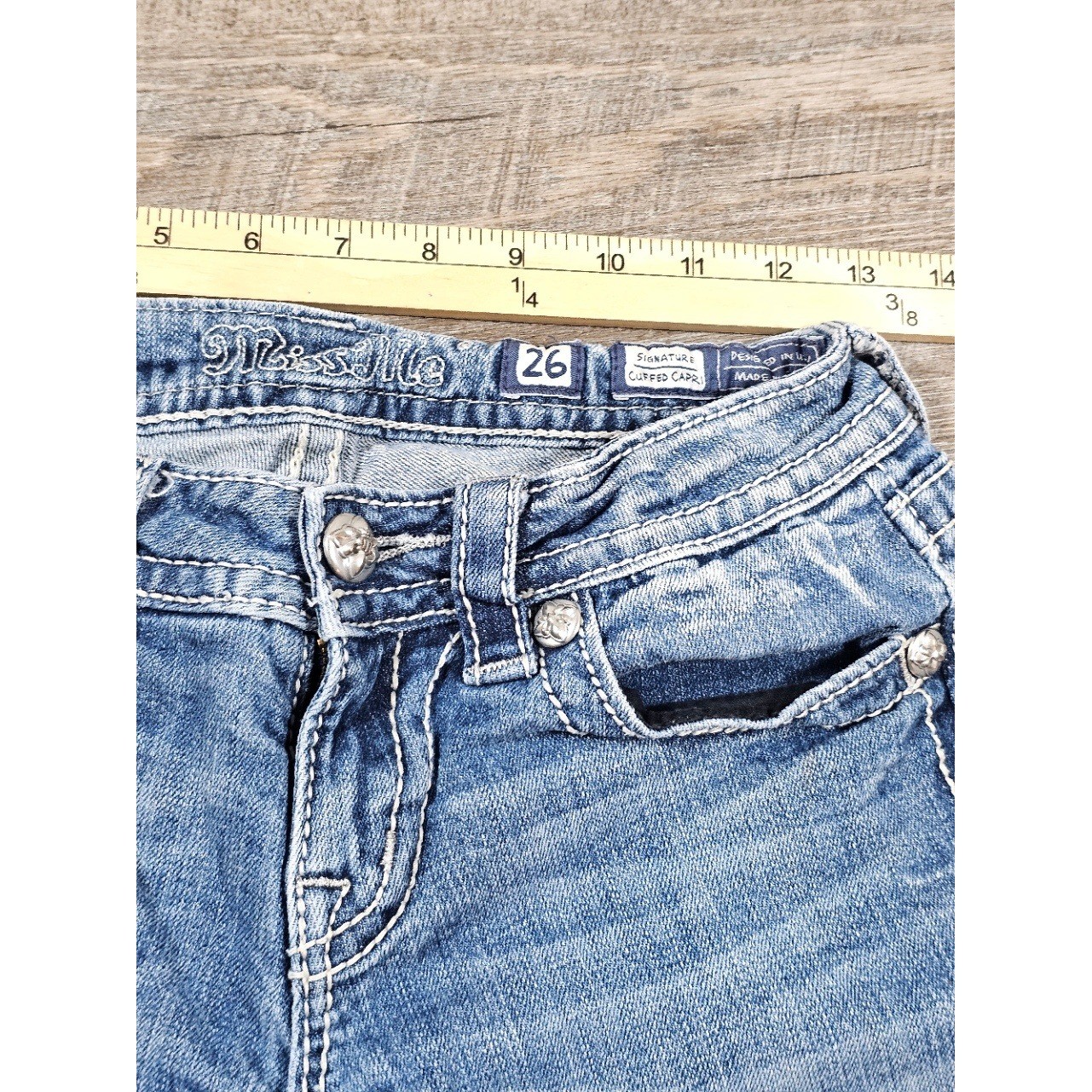 Miss Me Signature Cuffed Capri Jeans Fleur De Lis Embellished Medium Wash 26