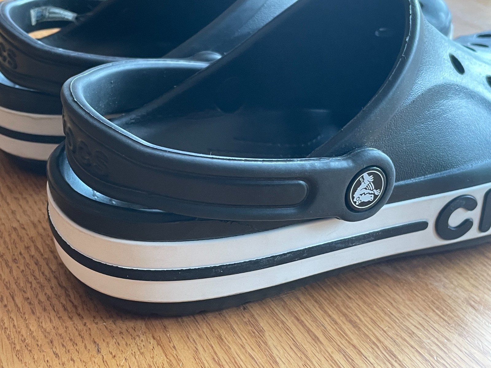 Crocs Bayaband Clogs Black & White, Unisex Mens 7 Womens 9, Slip-On Shoes