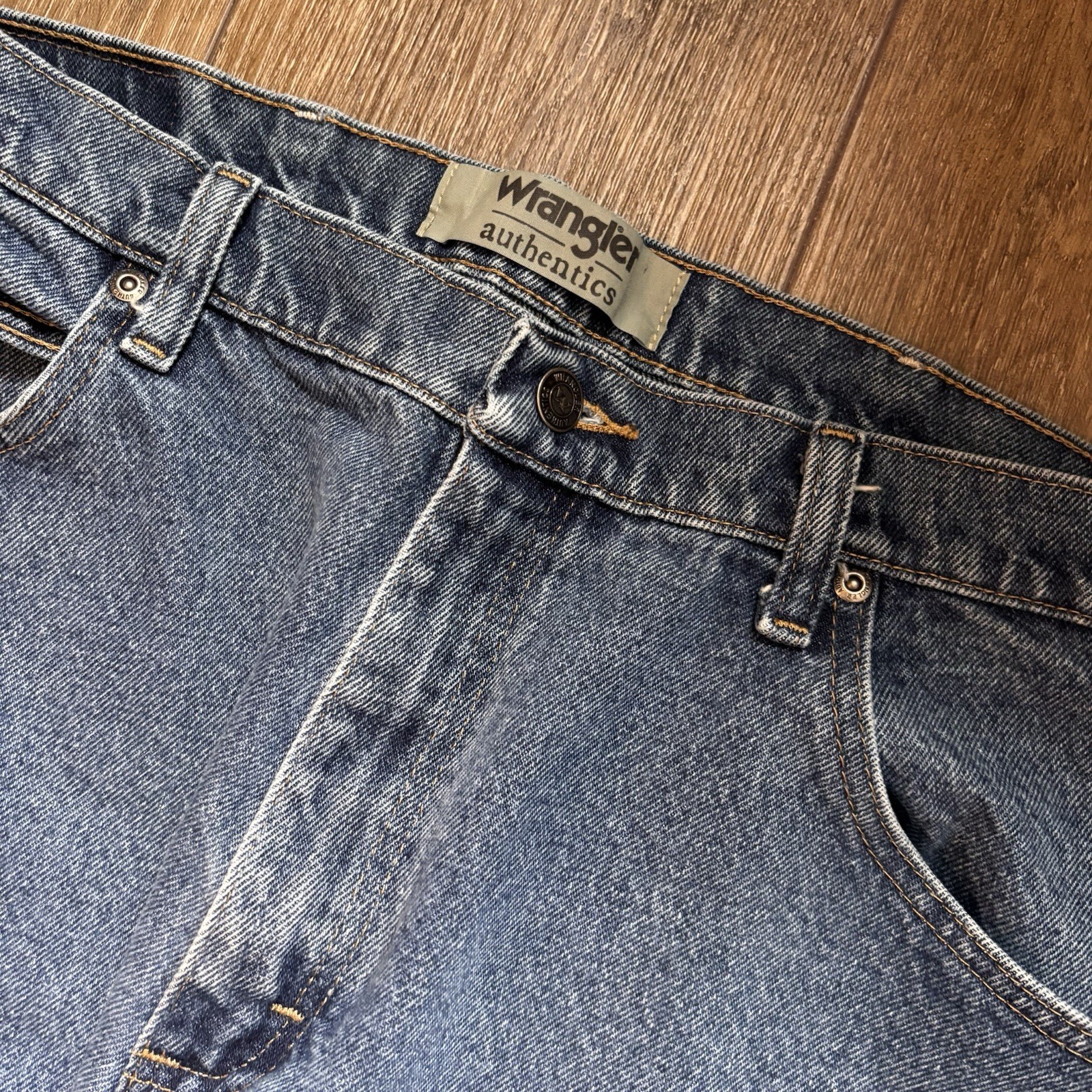 Wrangler Authentics Classic Regular Fit Jeans 36×31 Stone Wash Blue Denim Men’s