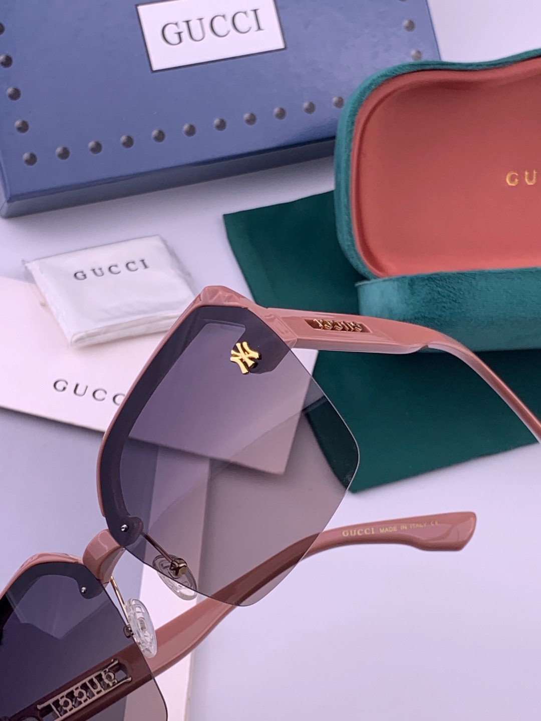 GUCCI GG1923SA Rimless Square Sunglasses 63-17-145
