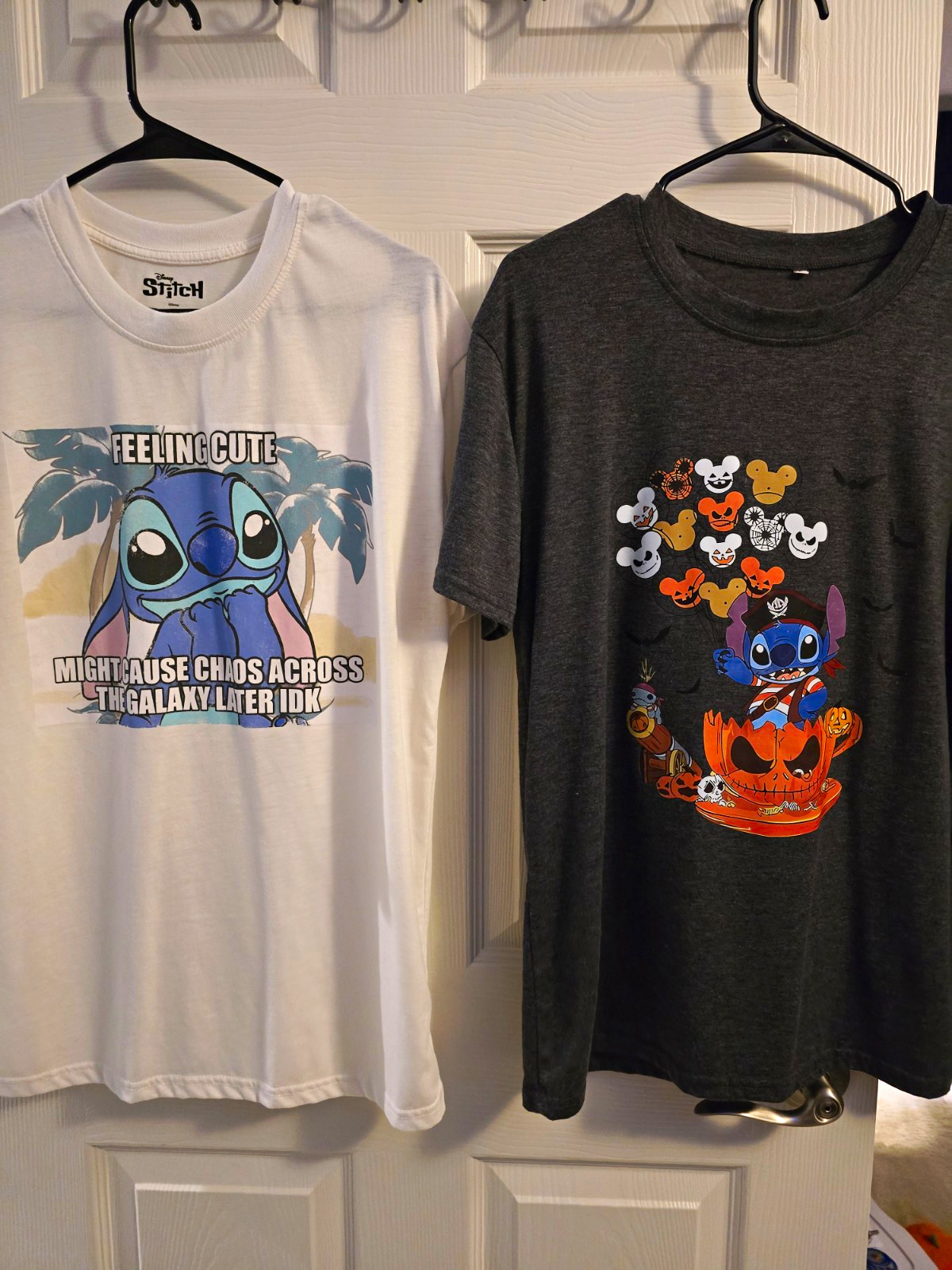 Disney Stitch Graphic Print Crew Neck Tee Women’s L Lot of 2 White & Gray