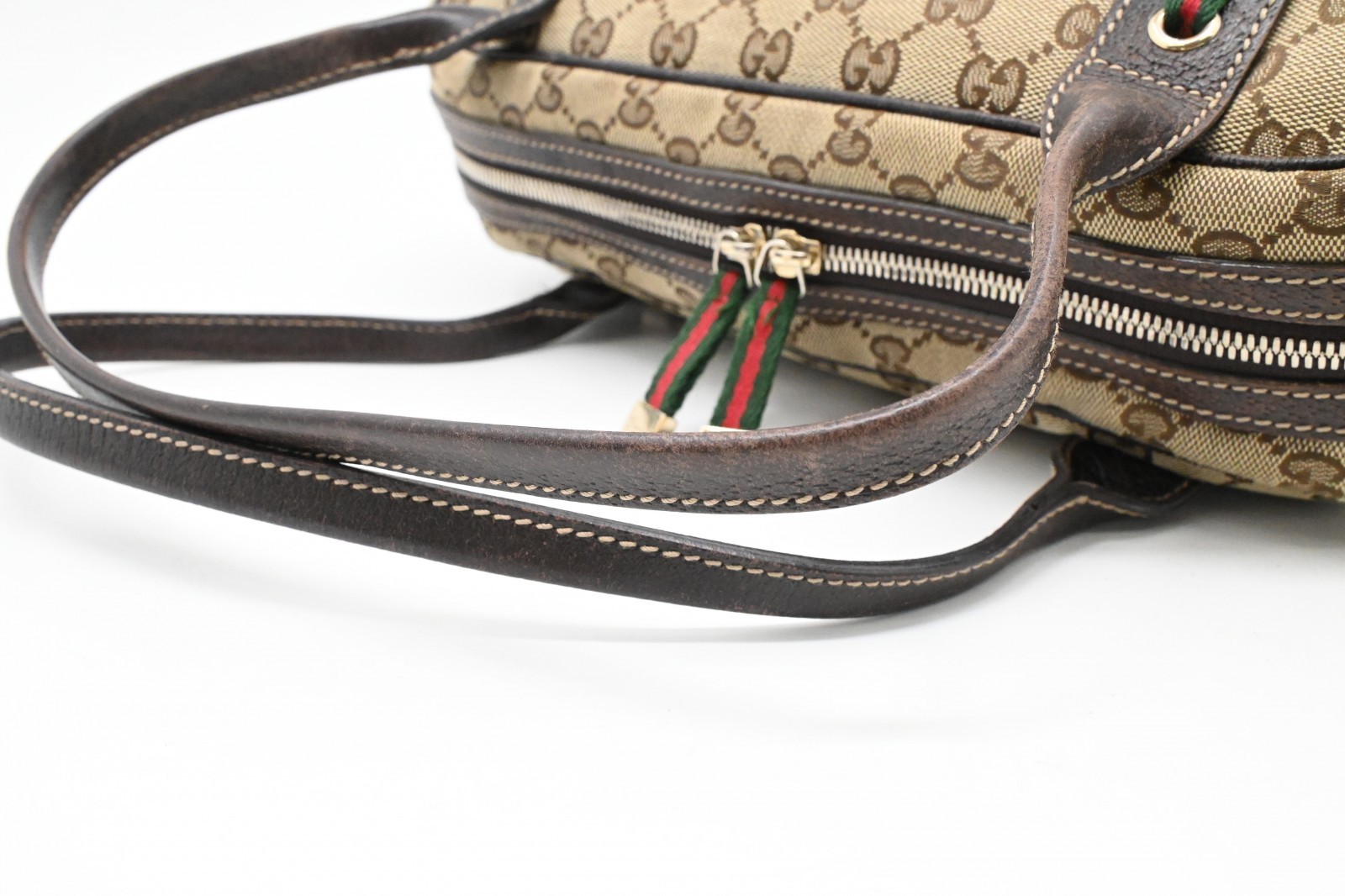 Authentic Gucci GG Canvas Princy Handbag 161720
