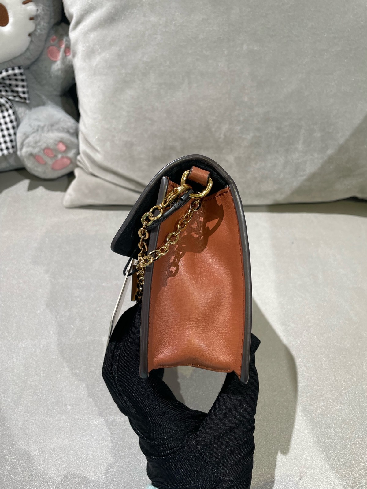 Louis Vuitton Pre-Owned Authentic Dauphine Chain Bag M68746 18.5 x 12 x 5