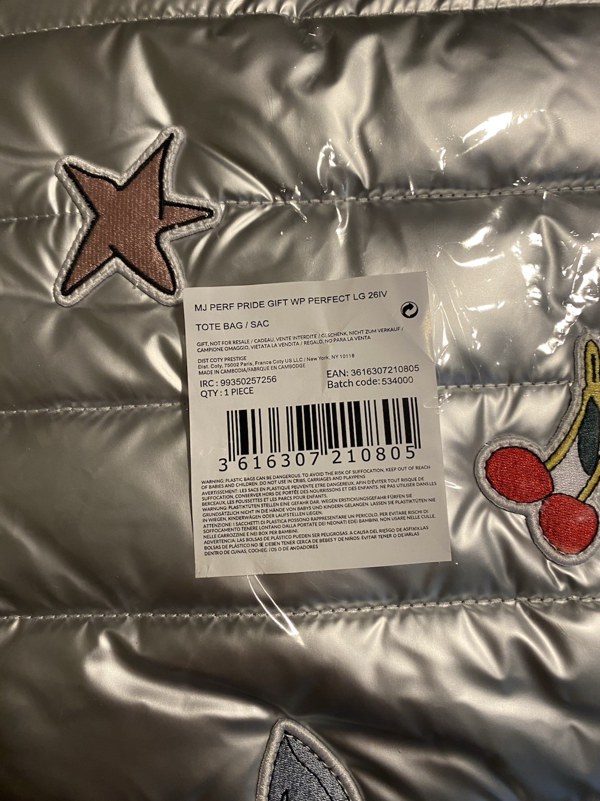 Marc Jacobs “PERFECT PRIDE” 13.5″x12″x4″ Silver Puffer Tote Bag ~ New in Package