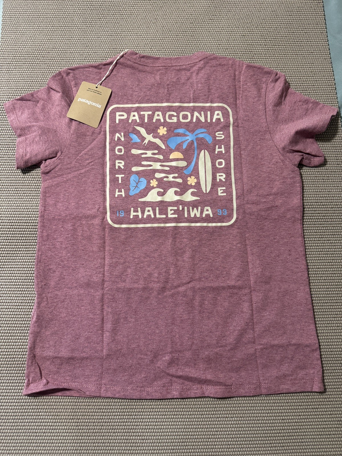 Patagonia Women’s Coastal Song Responsibili-Tee – Haleiwa – 37725 – Size XS -NWT