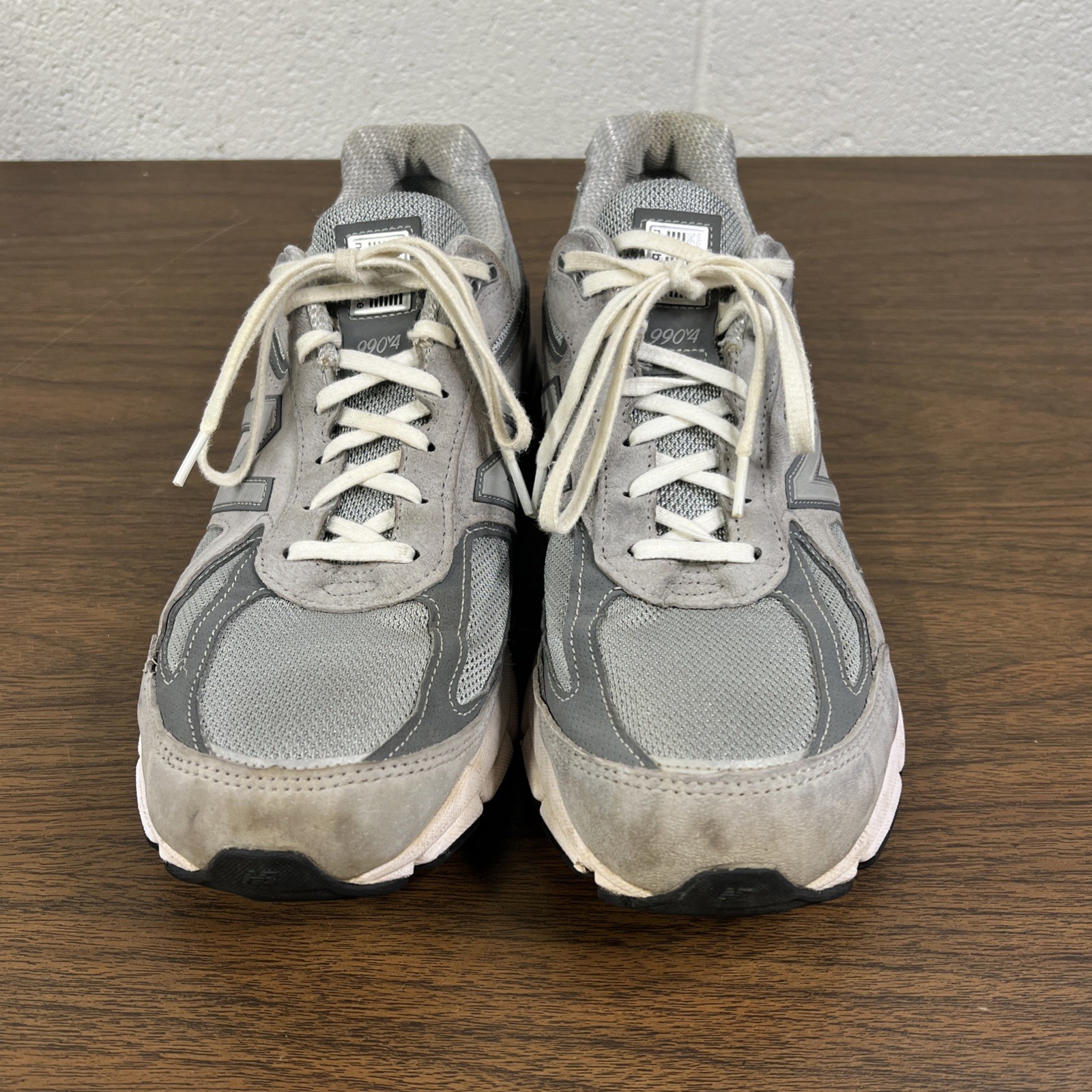 New Balance 990v4 Made in USA Grey Silver Mens Size 11 Athletic Shoes Sneakers