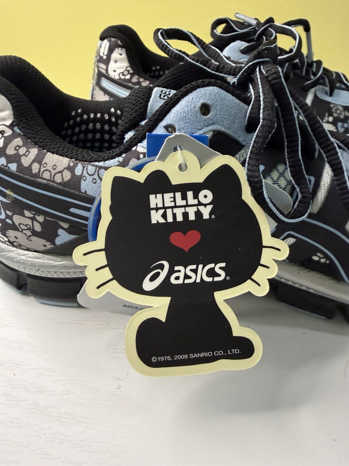 Asics Gel-Blur33 Hello Kitty Pattern Sneakers Size 8 Black/blue NEW W/O Box