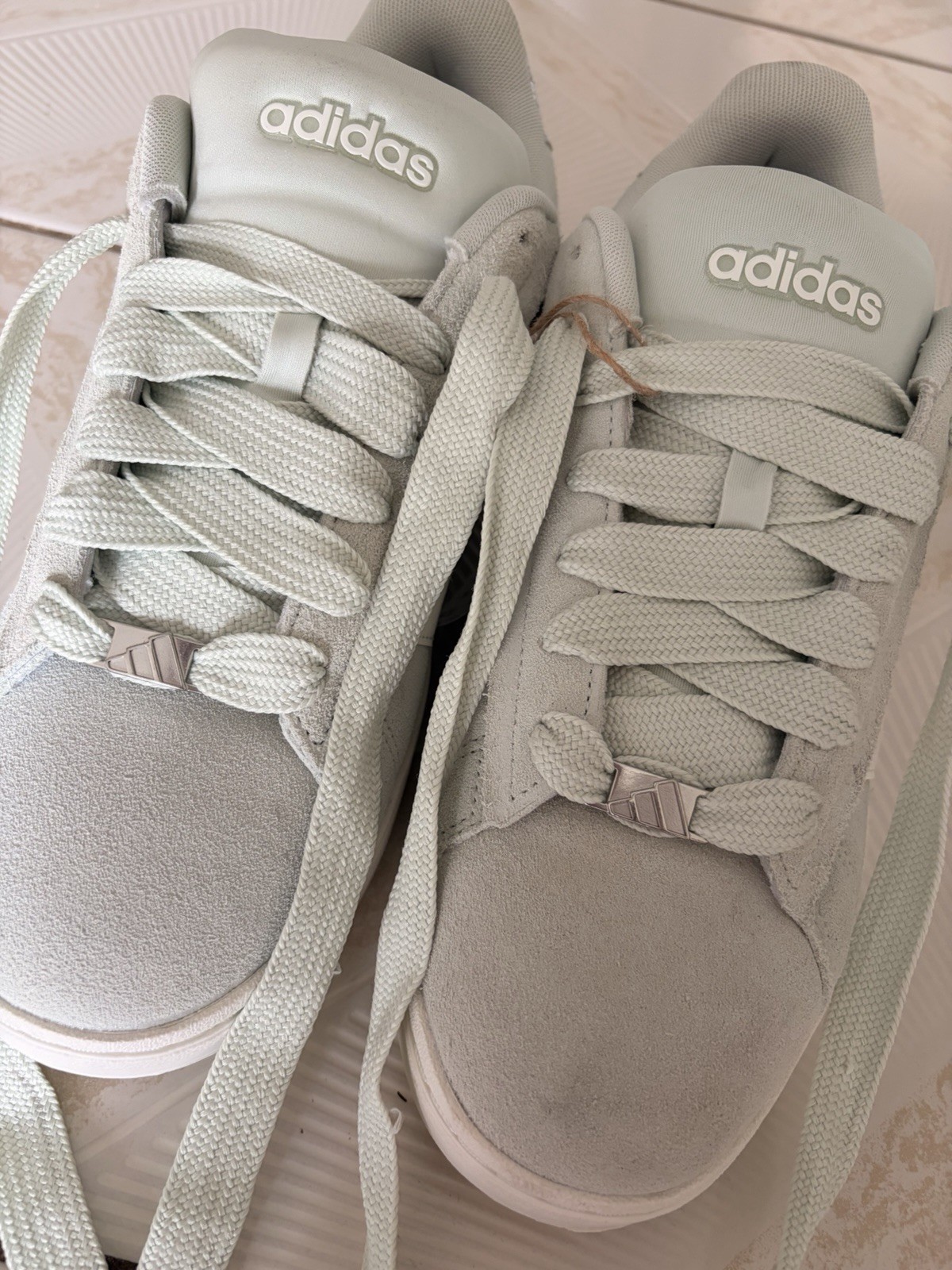 adidas Grand Court Alpha 00s Linen Green/Off White Low Top Suede JH8670