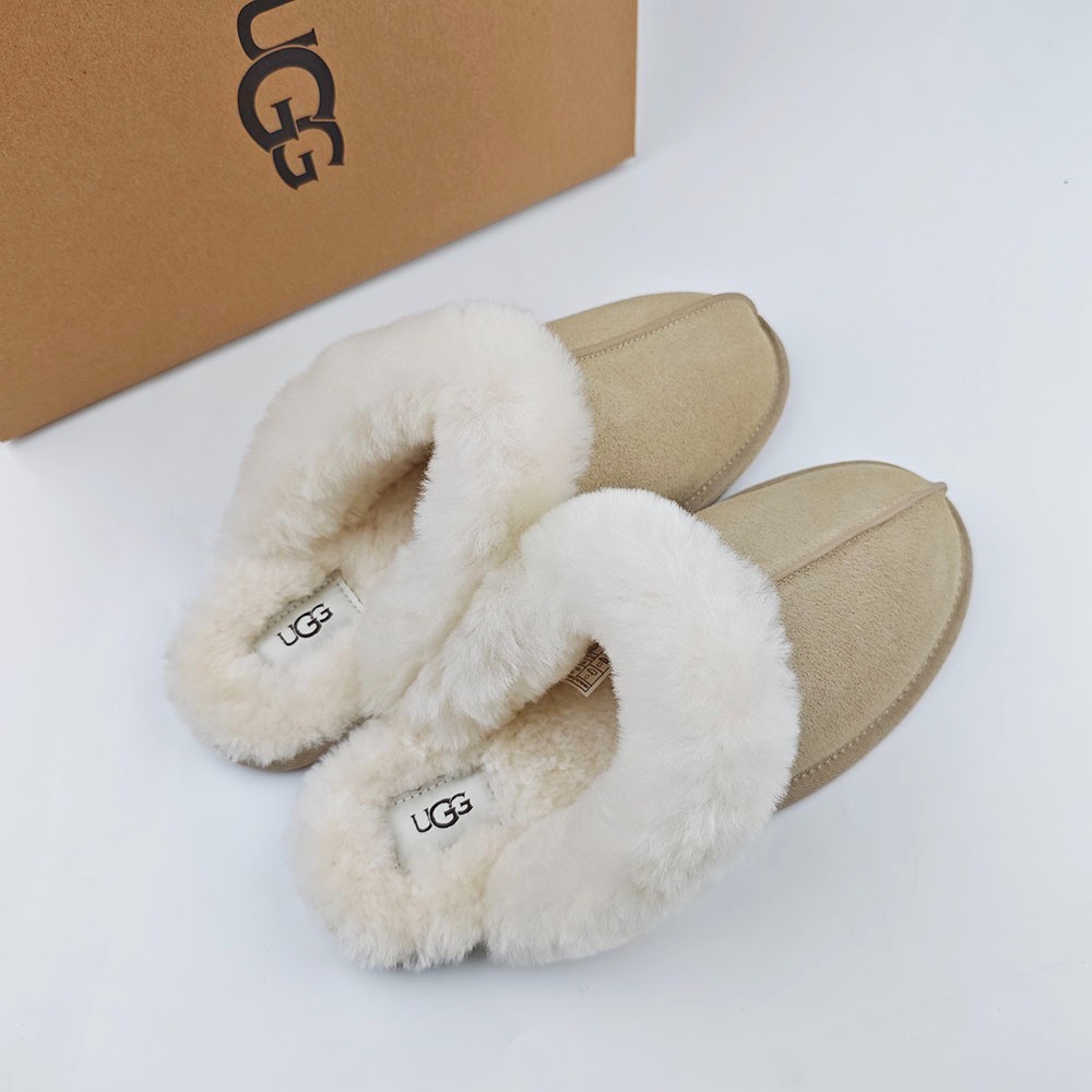UGG Women’s Scuffette II Sand Sheepskin Collar Slippers Size US 6-11 With Box