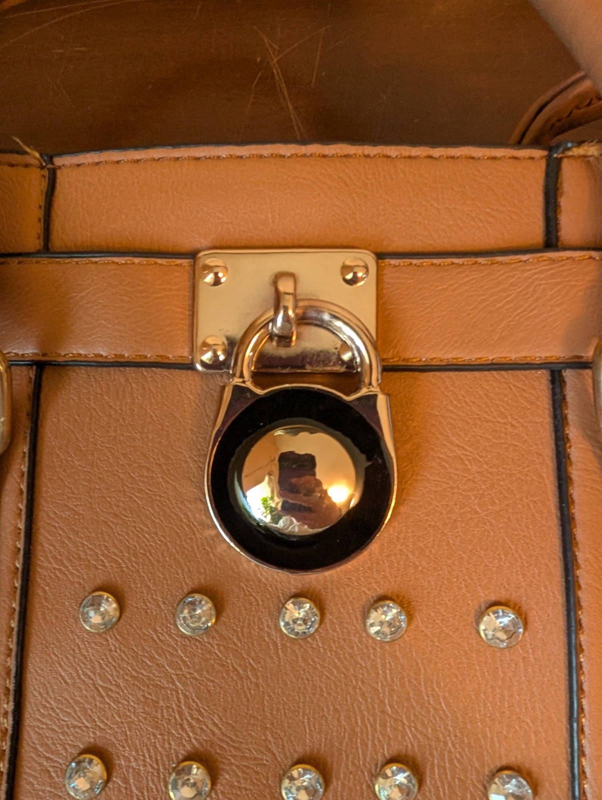 Tignanello Caramel Brown Pebbled Leather Satchel Style Purse Handbag Rhinestones