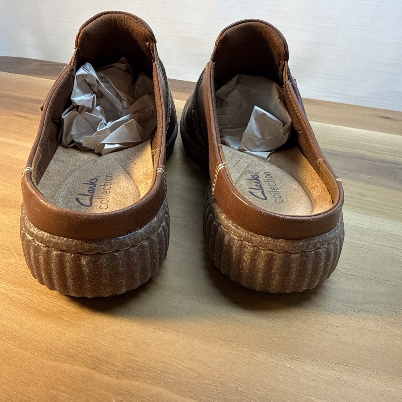 Clarks Women’s Caroline Bay Leather Clogs Mules Shoes size 8.5 Brown Comfort