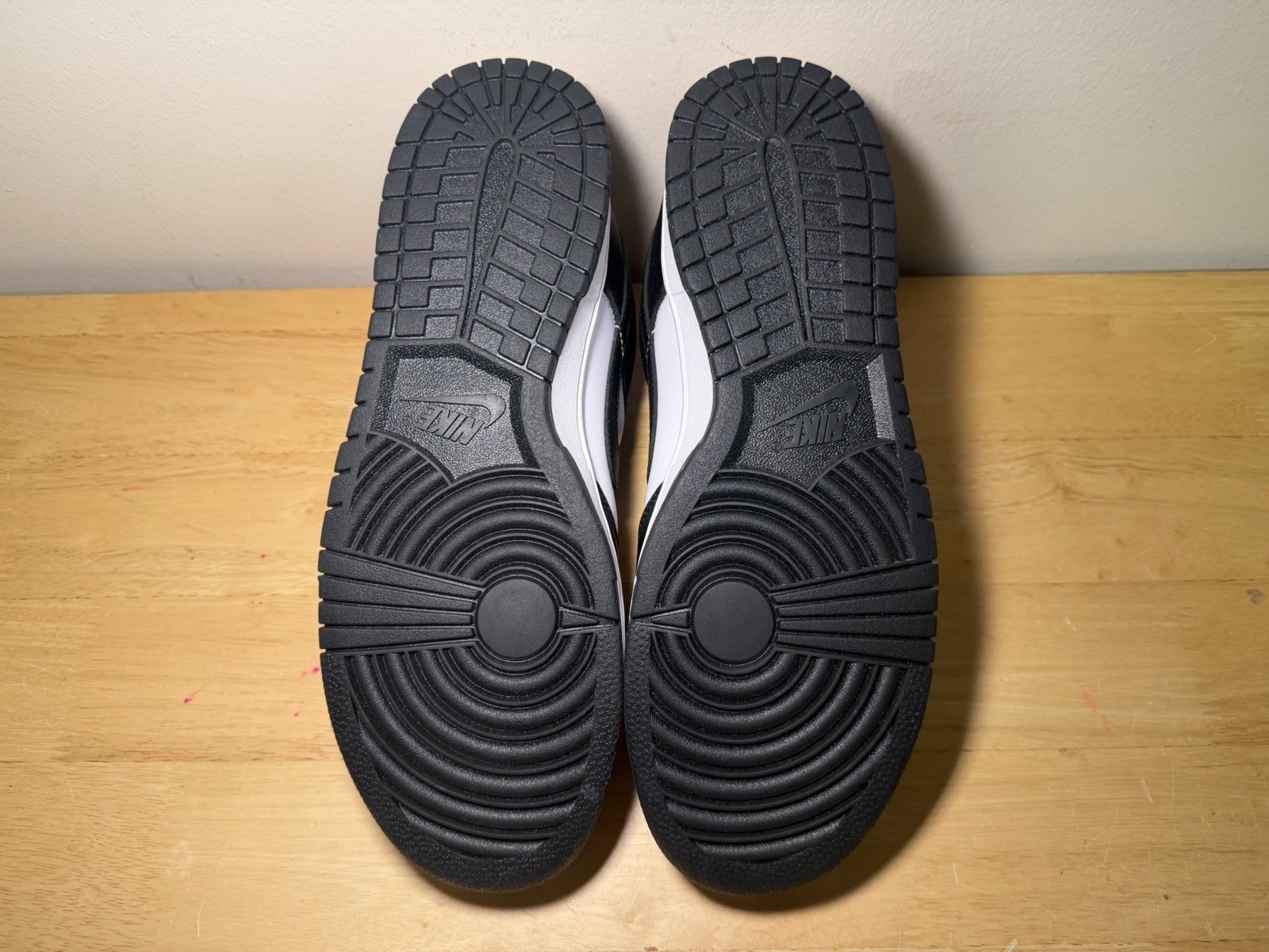 Nike Dunk Low Retro DD1391-100 – Size 11.5 – White Black Panda Shoes