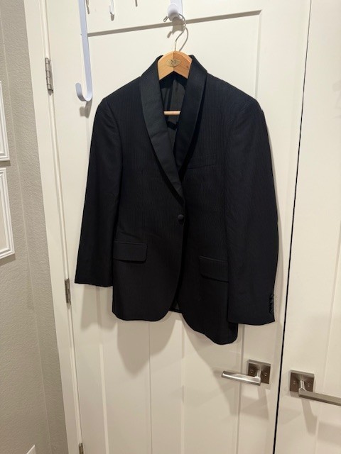 HICKEY STERLING TUXEDO BLACK JACKET 38S