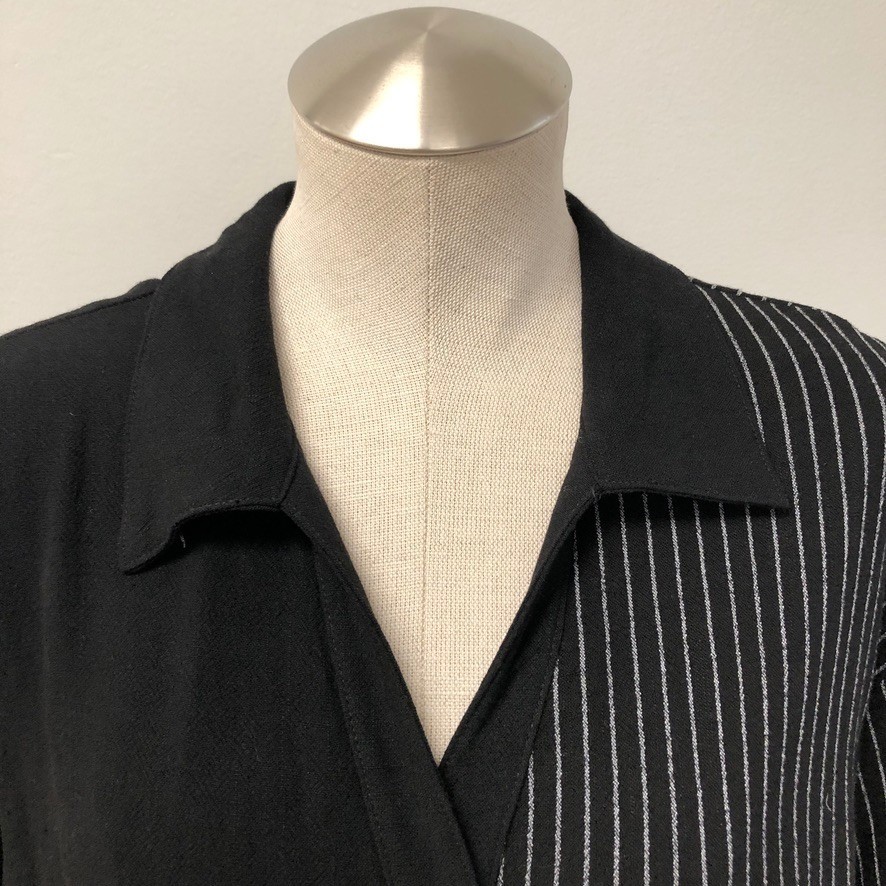 ee:some Button Down Womens Large Black Pinstripe Split Design Cotton Hemp TK9102