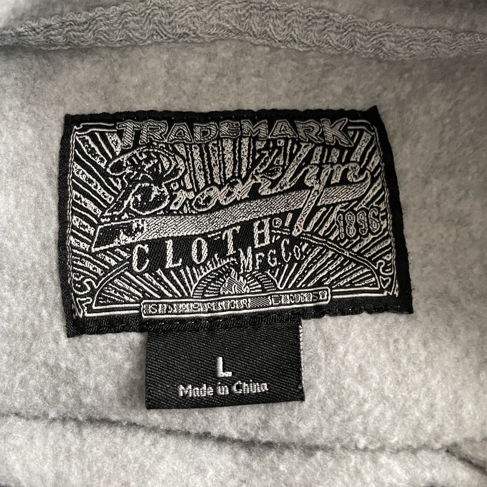 BROOKLYN TRADEMARK CLOTH MFG CO Gray Hoodie Sweatshirt Chasing Dreams Women’s L