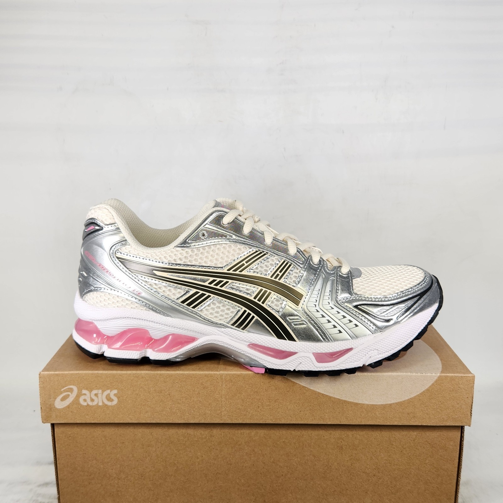 8.5 MEN / 10 WOM – ASICS Gel-Kayano 14 – Cream / Sweet Pink