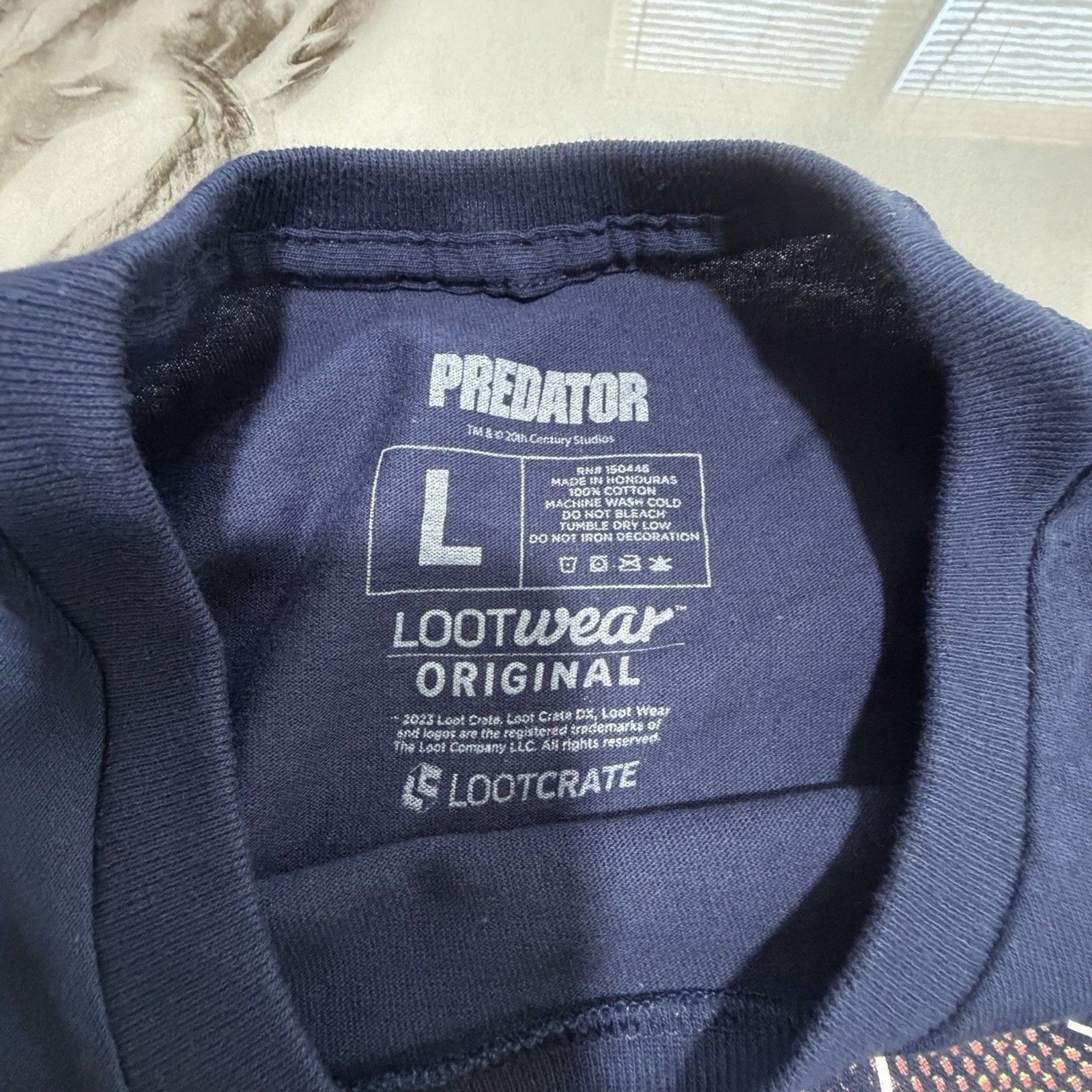 Predator T-Shirt Loot Crate Exclusive Dillon Handshake Thermal Vision Size L
