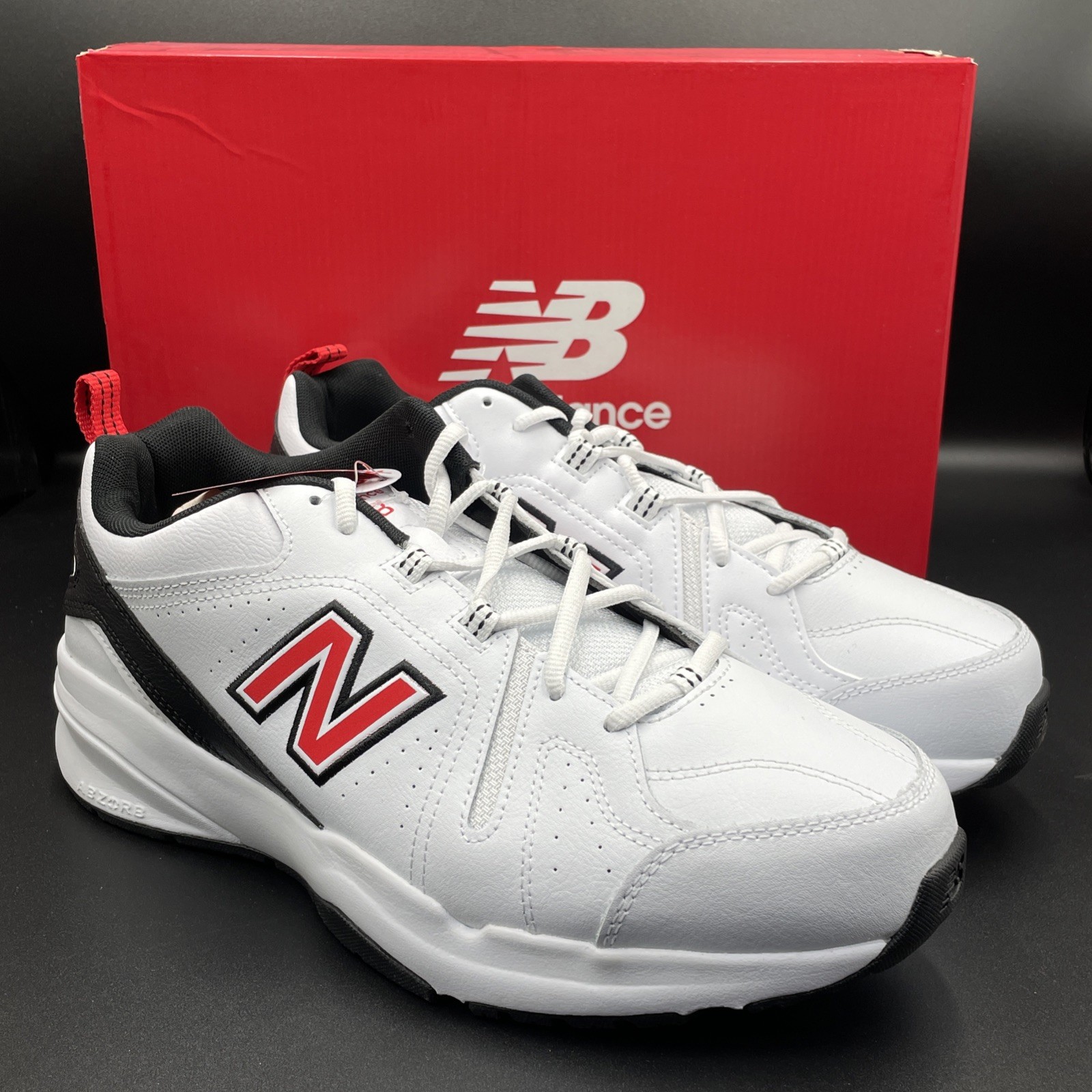 New Balance MX608v5 Sneakers Men’s Size 10.5 4E Wide White / Red MX608WN5