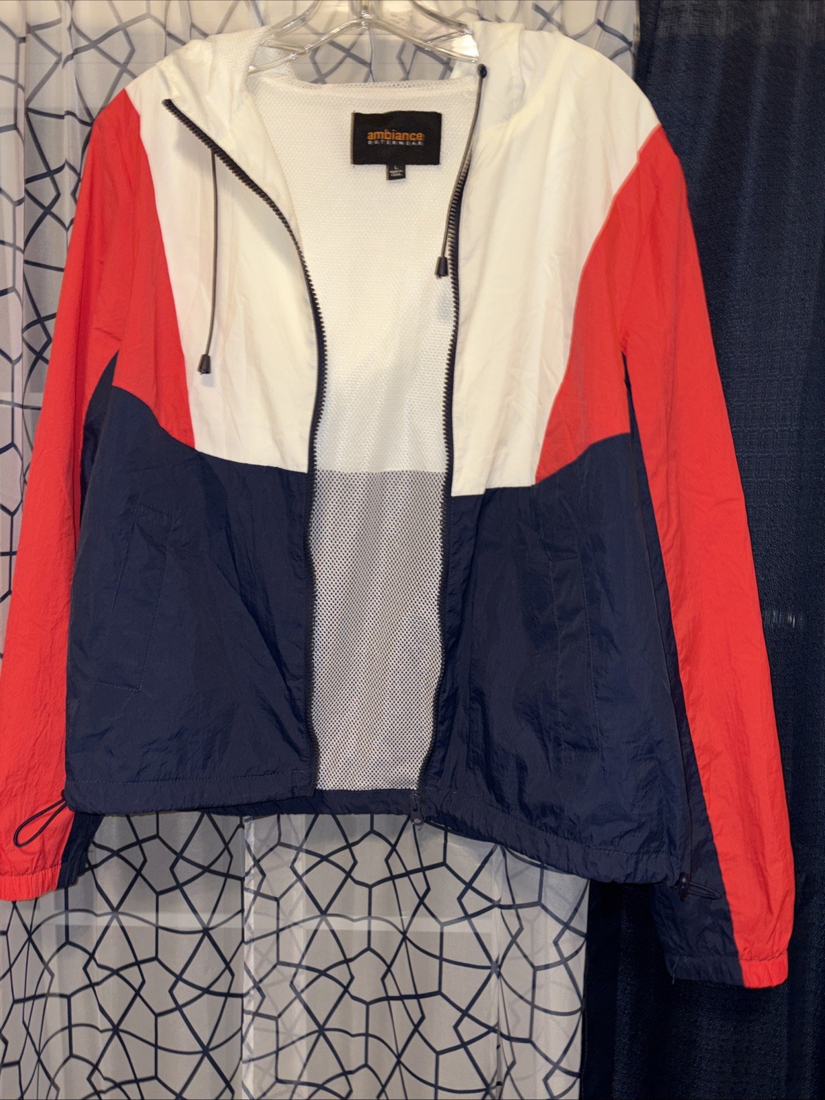 Ambiance Outerwear Windbreaker With Hood Women’s Size L Full Zipper Excellent