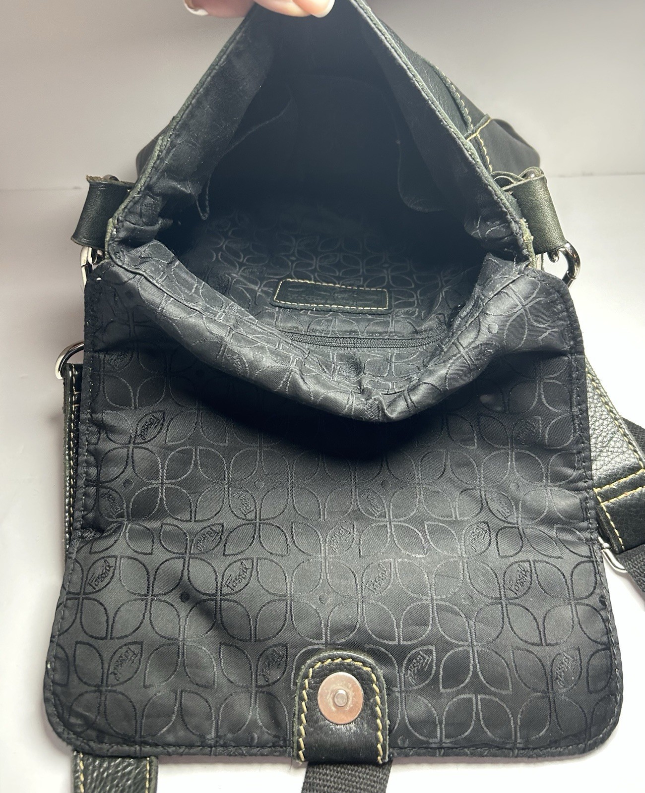 Fossil Crossbody Organizer Bag Black Leather VGUC Messenger Card slots