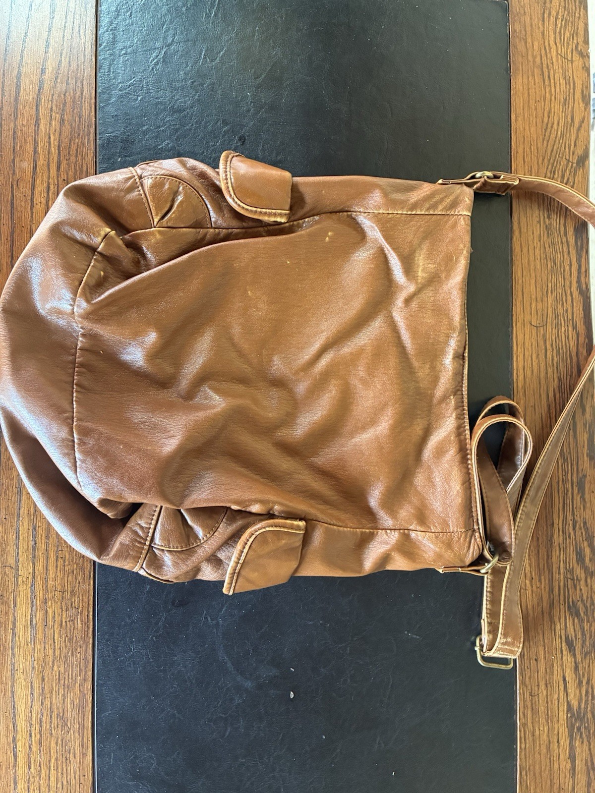 Women’s Brown Medium Shoulder Bag Zip Closure Buckle Accents Lined Pockets