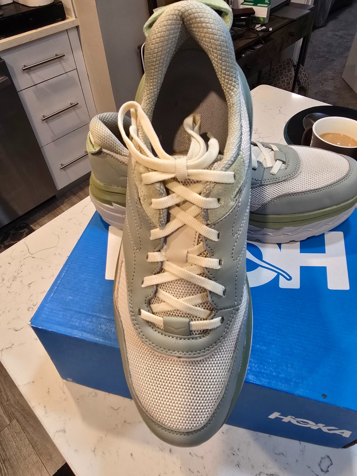 Hoka Bondi L Barley Oat Milk 1110538-BYT Men’s Size 11 US Running Comfort Shoes