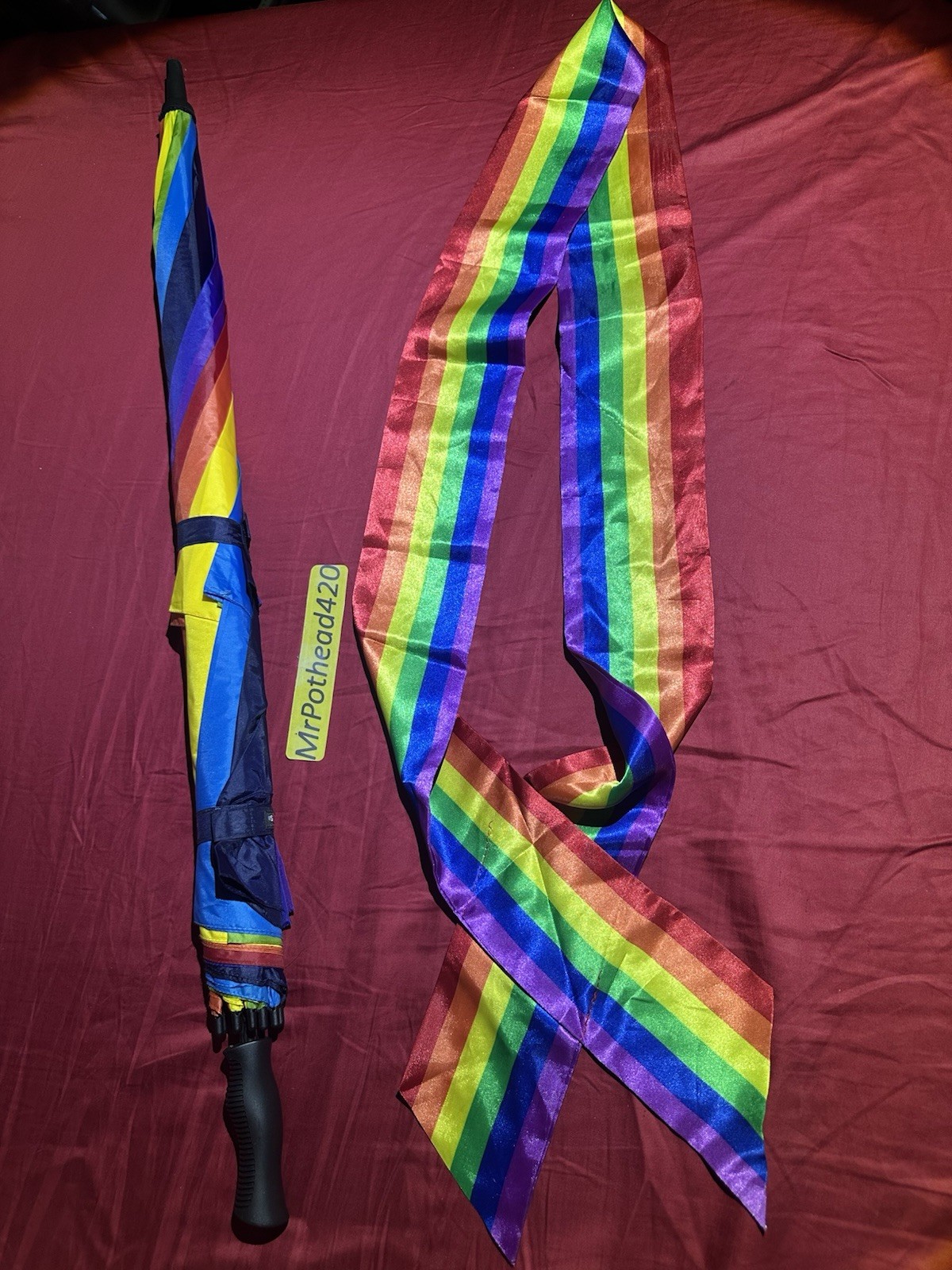 🏳️‍🌈LGBTQIA+ Rainbow Umbrella, with a Rainbow Striped/Sleeve/Slash.🌈