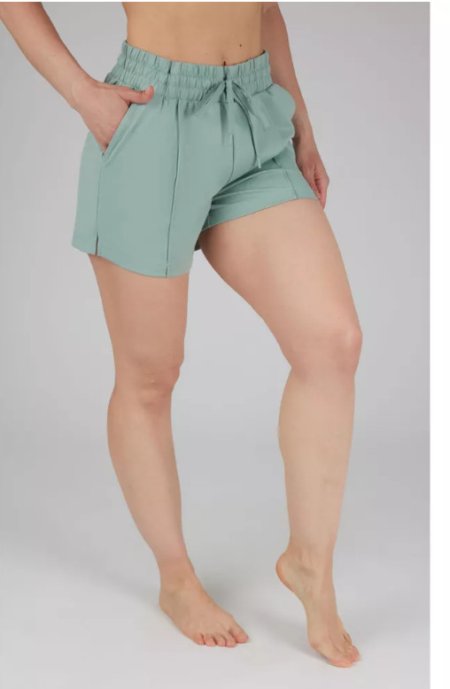 Yogalicious Womens Lux City Life 4″ Short – Green Milieu – Medium NWT