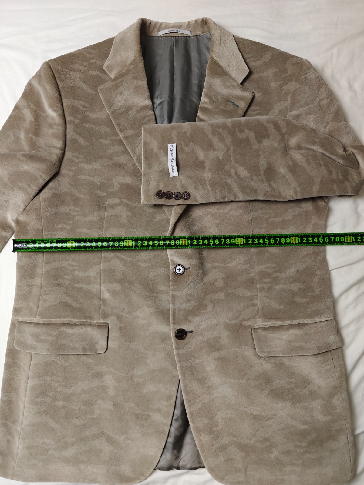 Hickey Freeman “Lindsey” Tan 100% Cotton Velvet Blazer Sport Coat Size 44R NWT