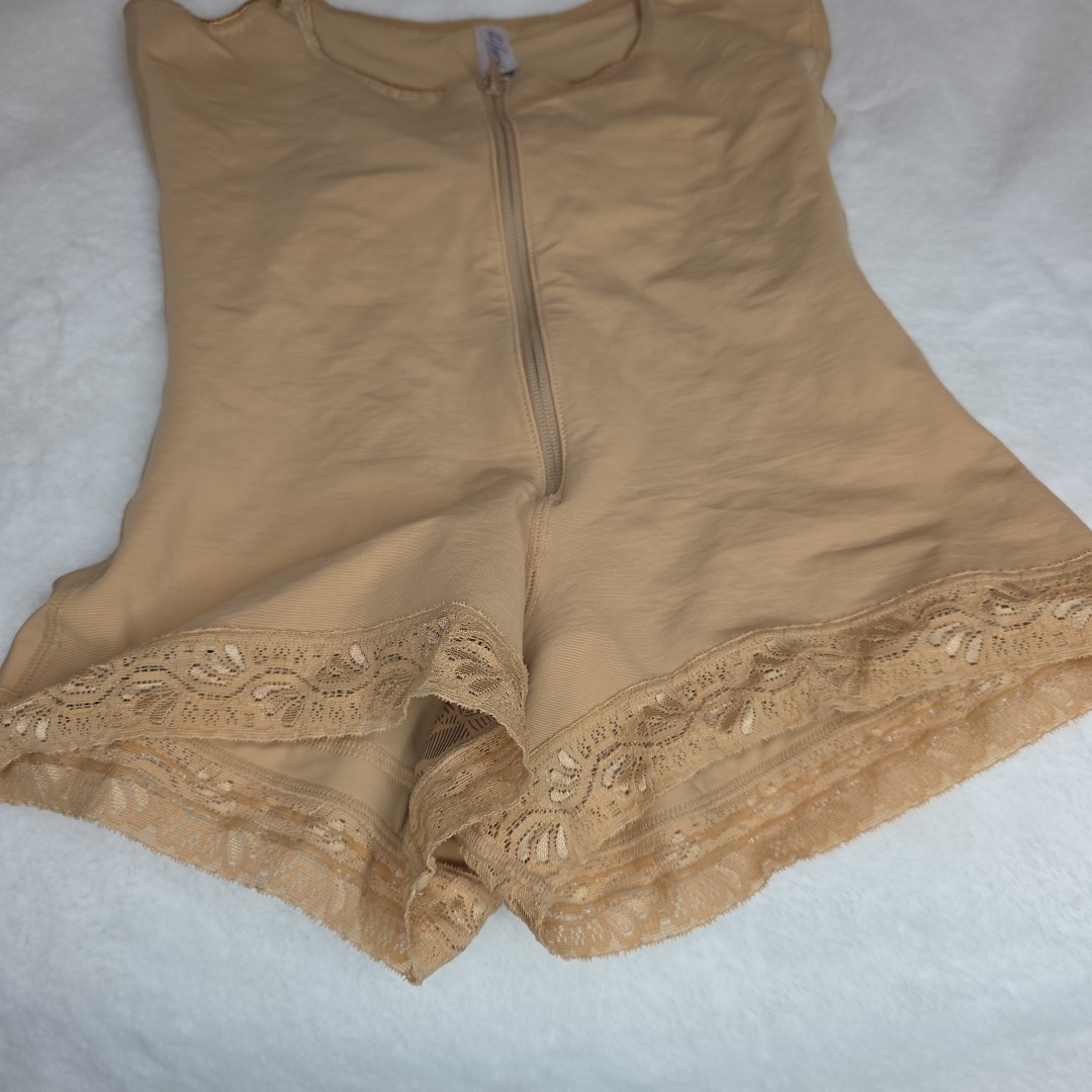 LEONISA XL Shapewear Boyshort Bottom Body Shaper Tan Beige Nude 018678N