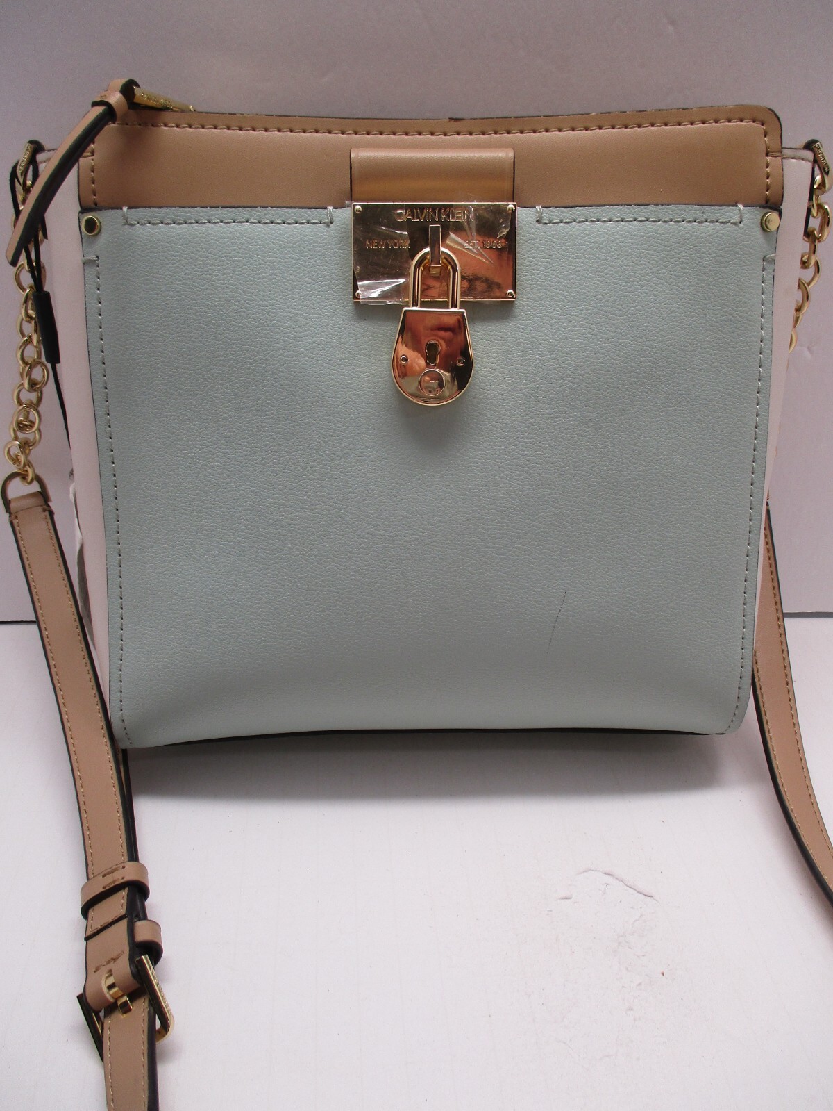Calvin Klein Crossbody Leather Gold Lock Top Zip Cucumber Tan Ivory Messenger