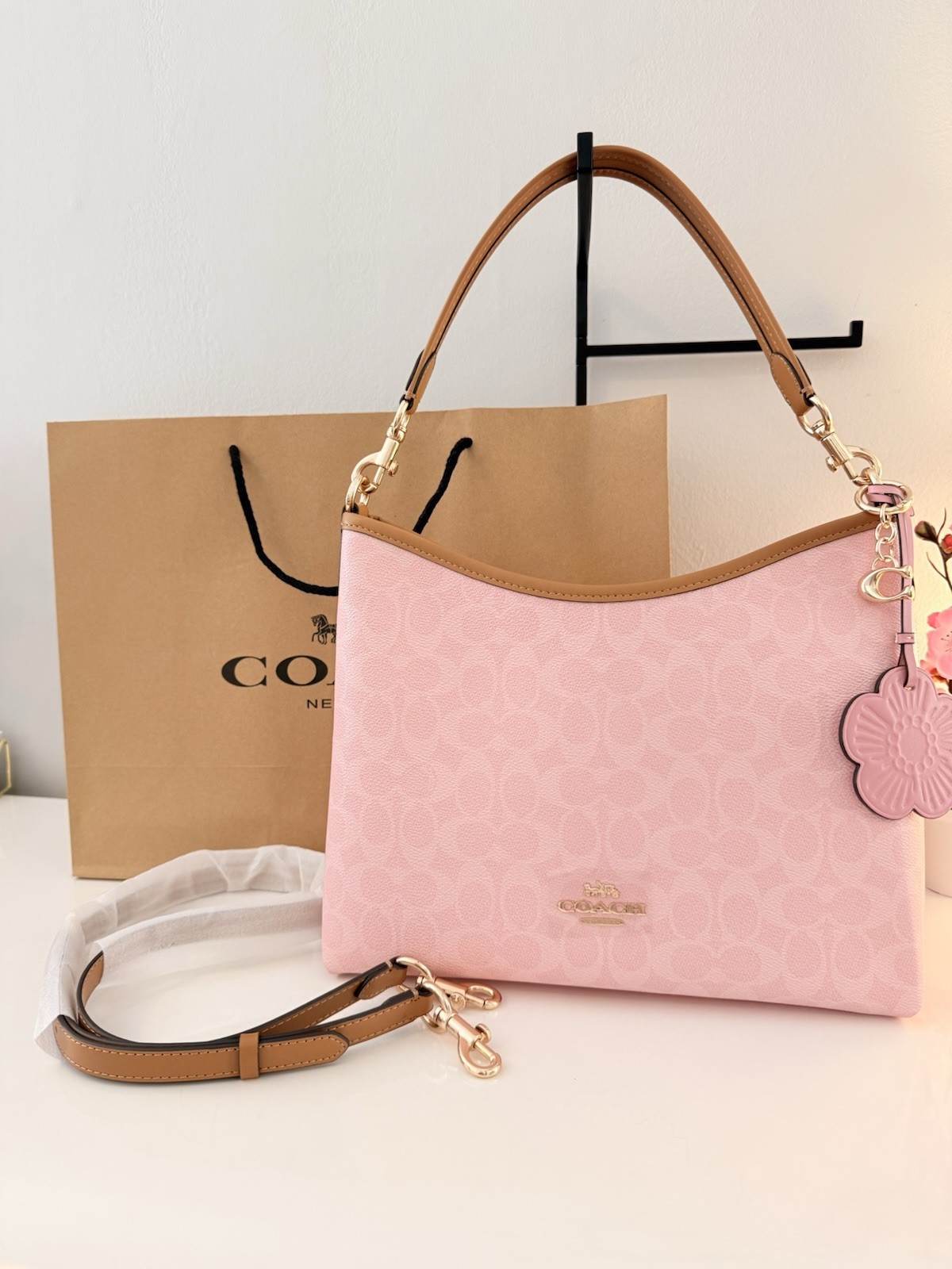 Coach Signature Logo Pink Shoulder Bag Zip Adjustable Strap Gold Hardware Charm
