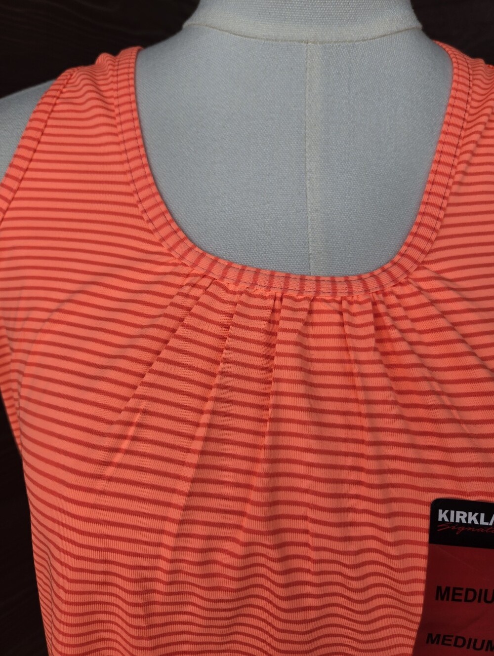 NWT Kirkland Signature Coral Stripe Performance Tank Top Women’s Size Medium