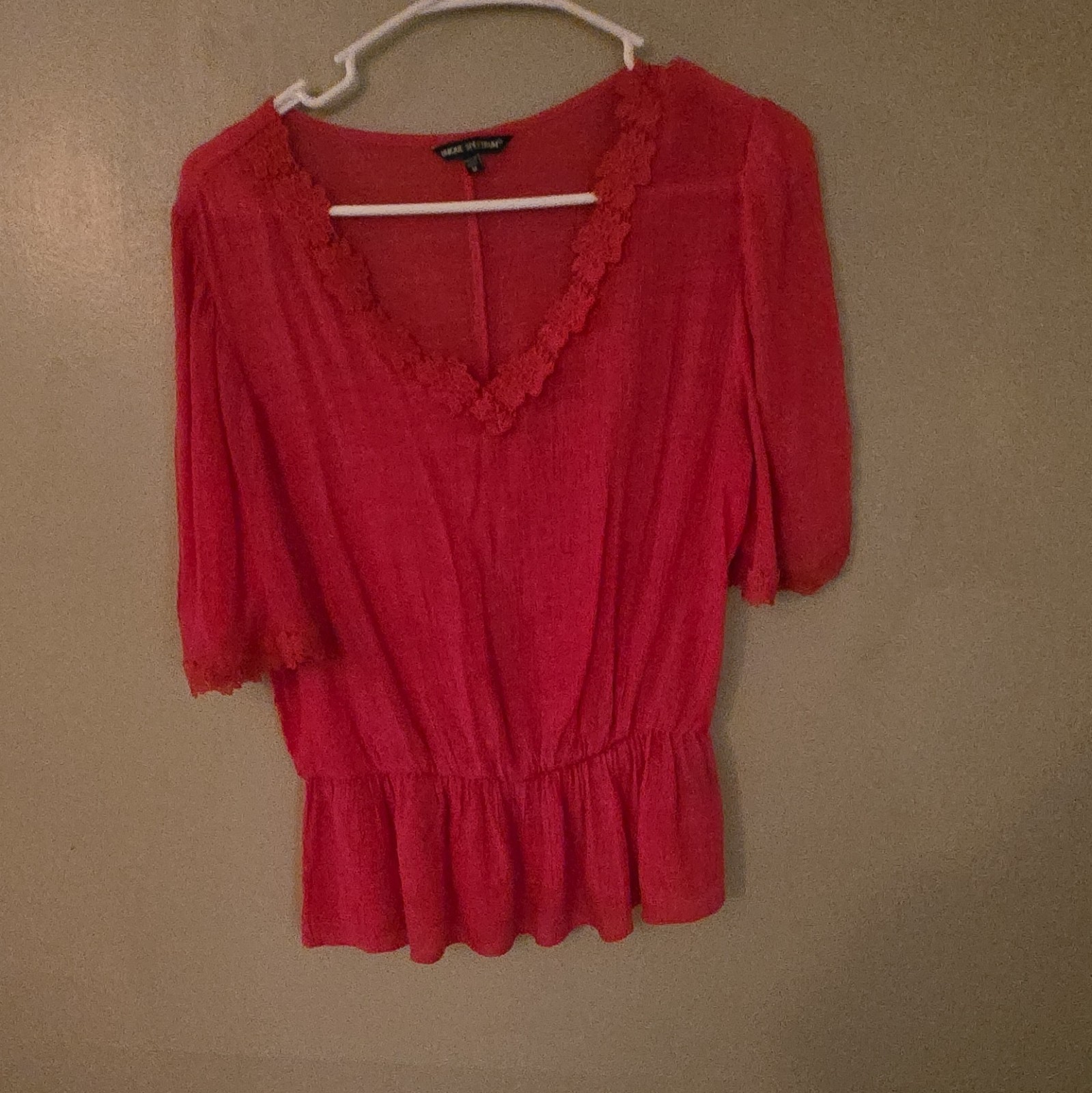 Unique Spectrum Women’s Red V-Neck Lace Accent Short Sleeve Blouse, M