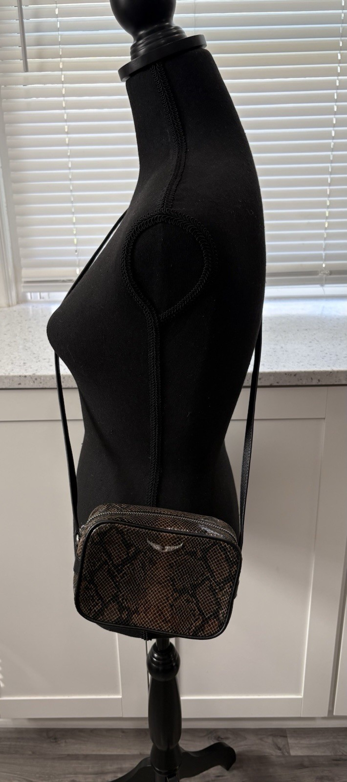 New without tags authentic Zadig & Voltaire shoulder bag in python print “taupe”