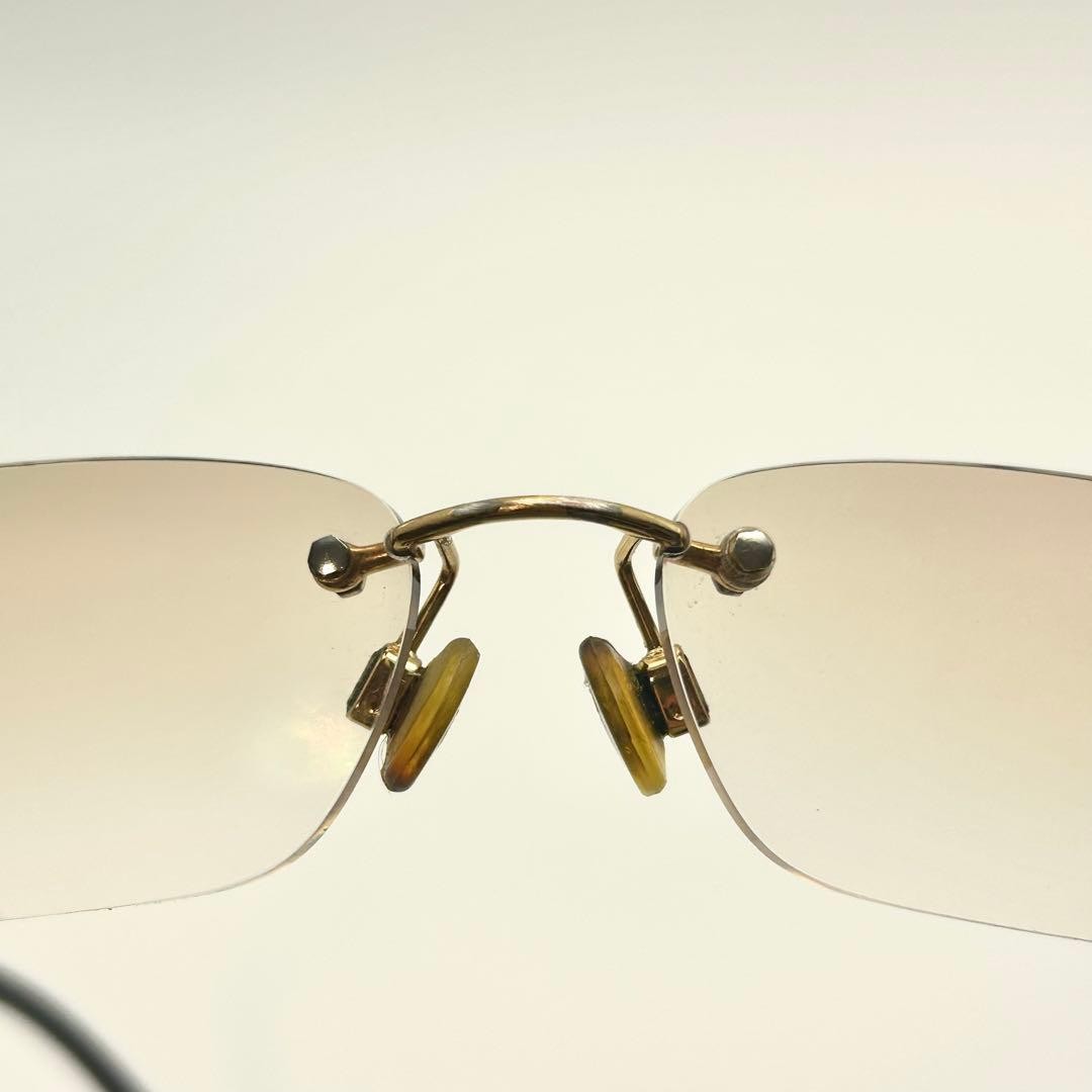 CHANEL 2072 Matelassé Sunglasses Rimless Two-Point Design lightweight appearance