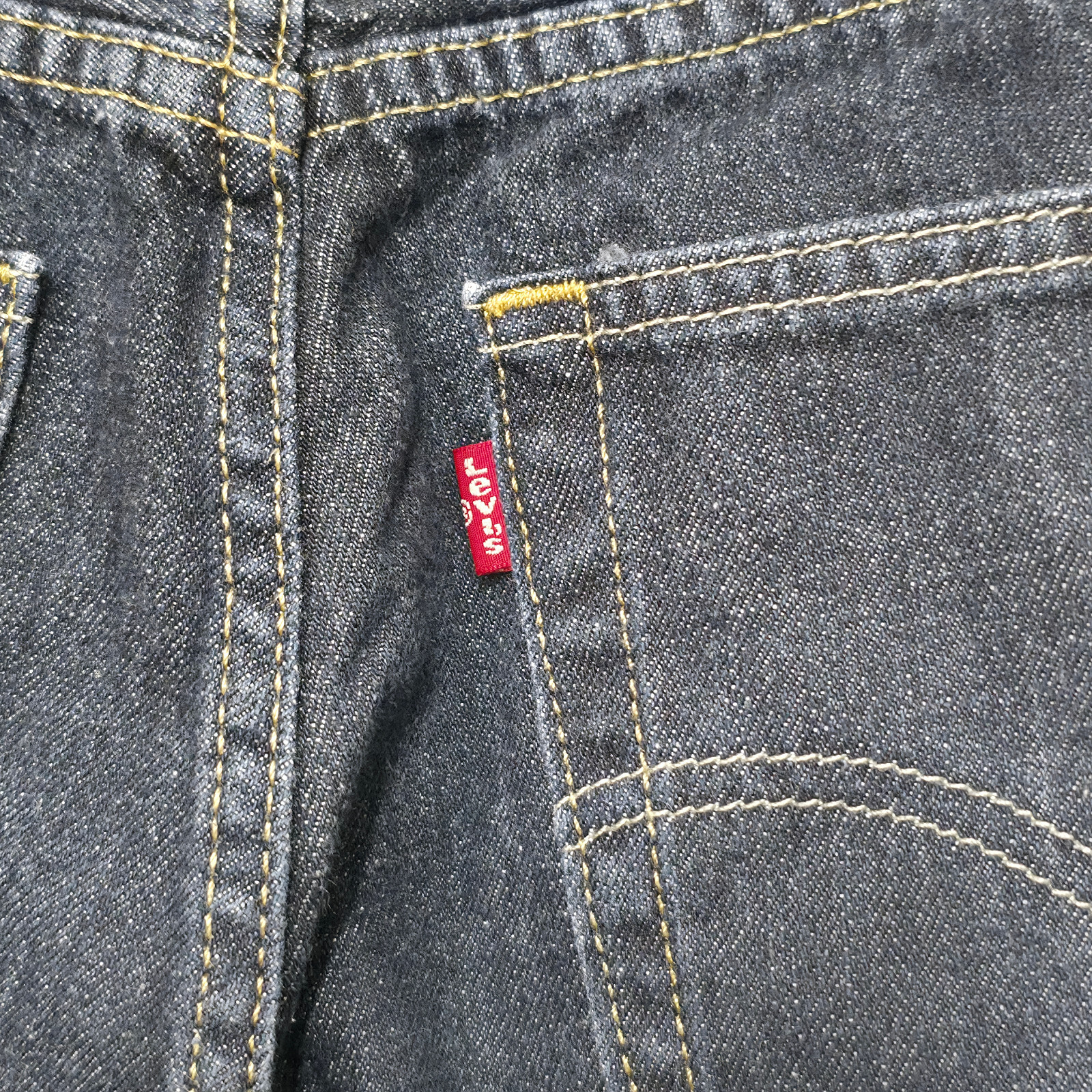 Levi’s 505 Men’s Denim Blue Jeans Straight Leg Size 31X34 Actual 30X32